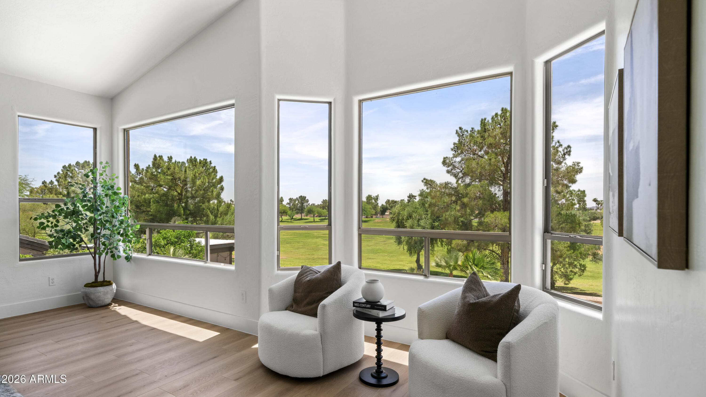 6639 E GELDING Drive