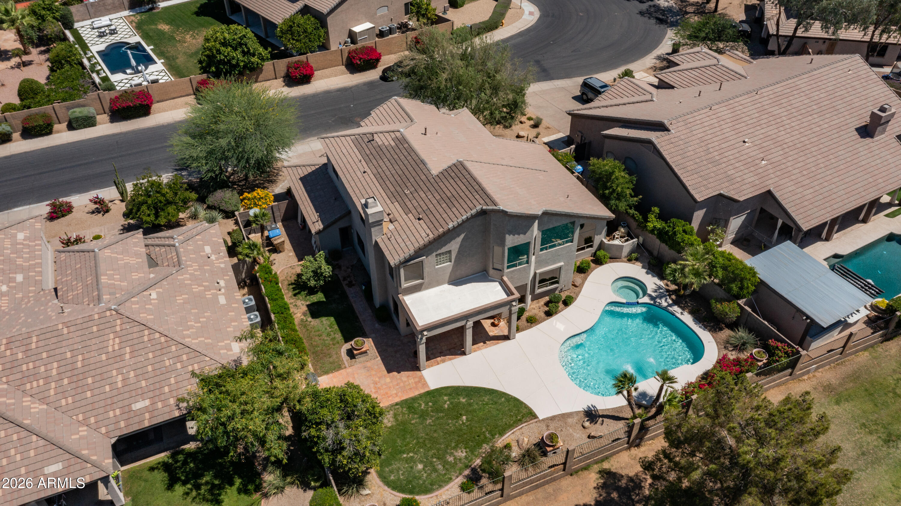 6639 E GELDING Drive