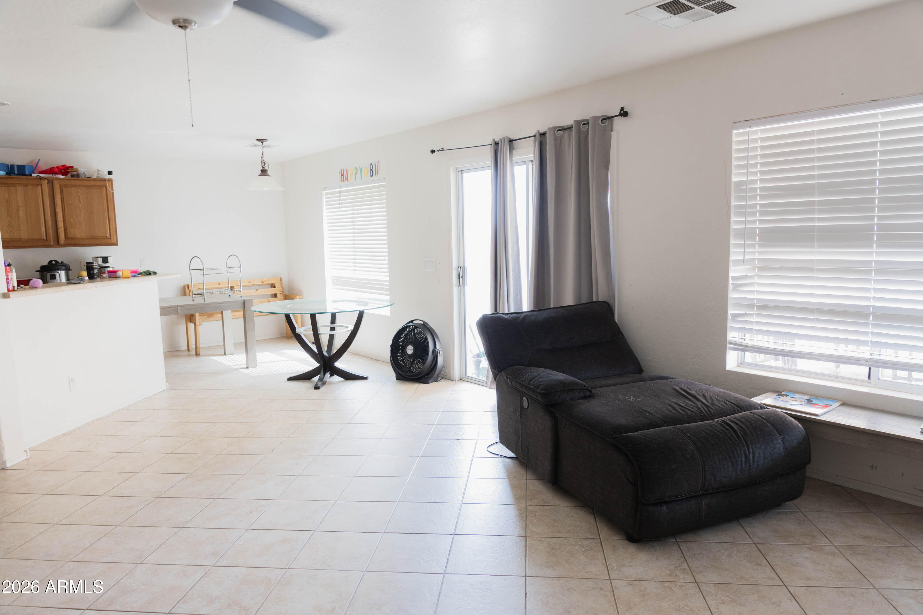 372 S 16TH Street