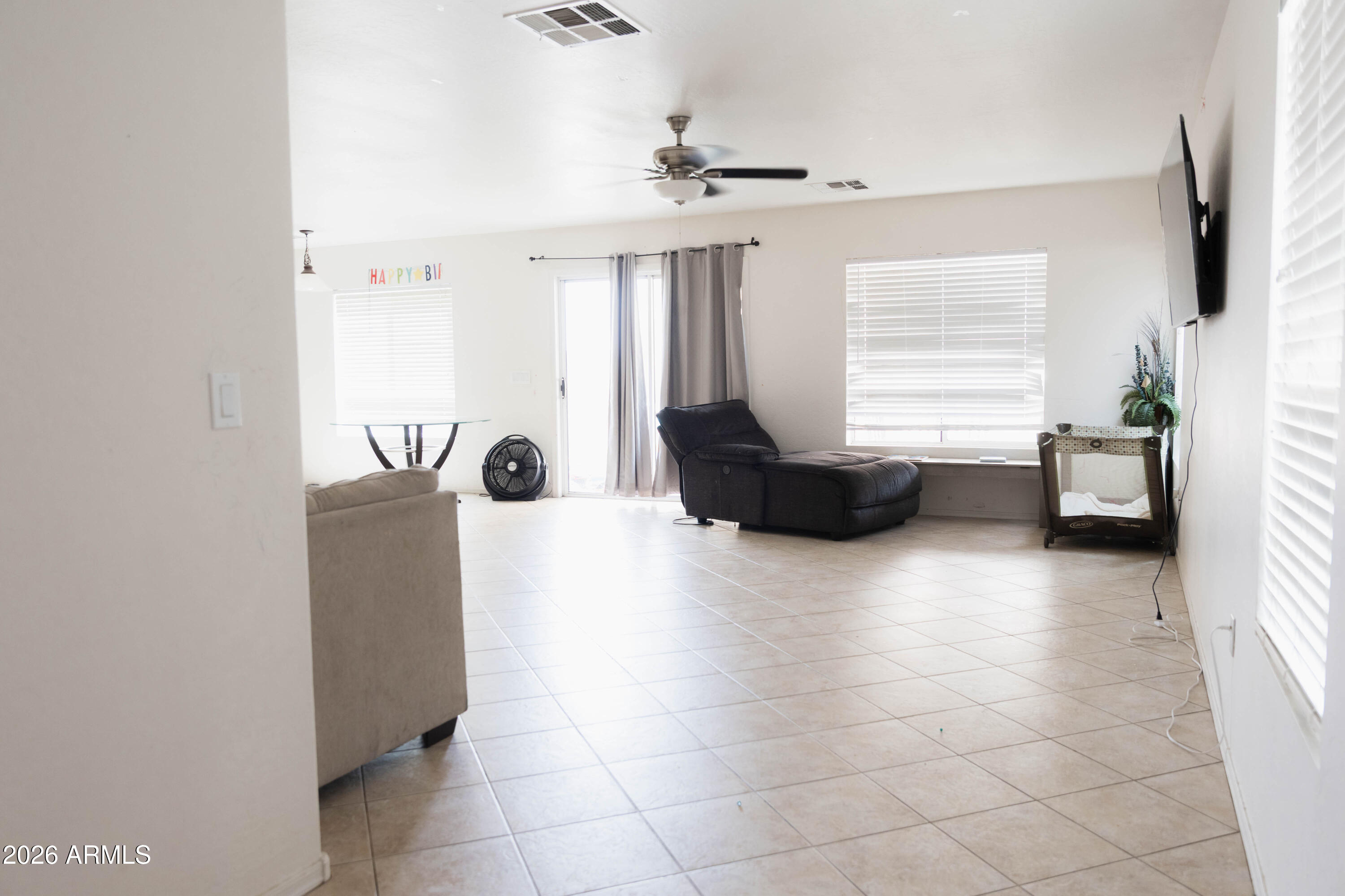 372 S 16TH Street