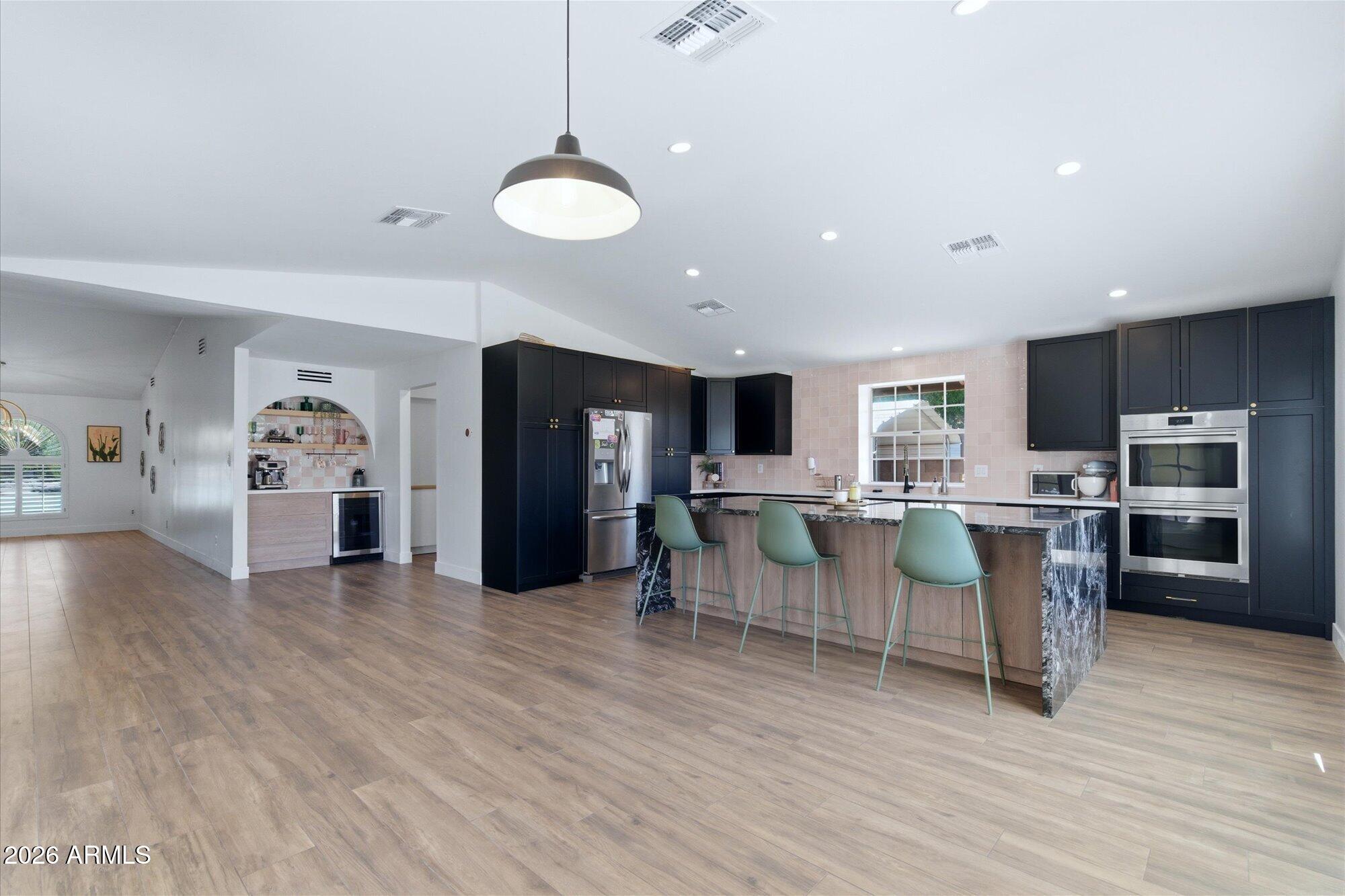 15834 N 6TH Place