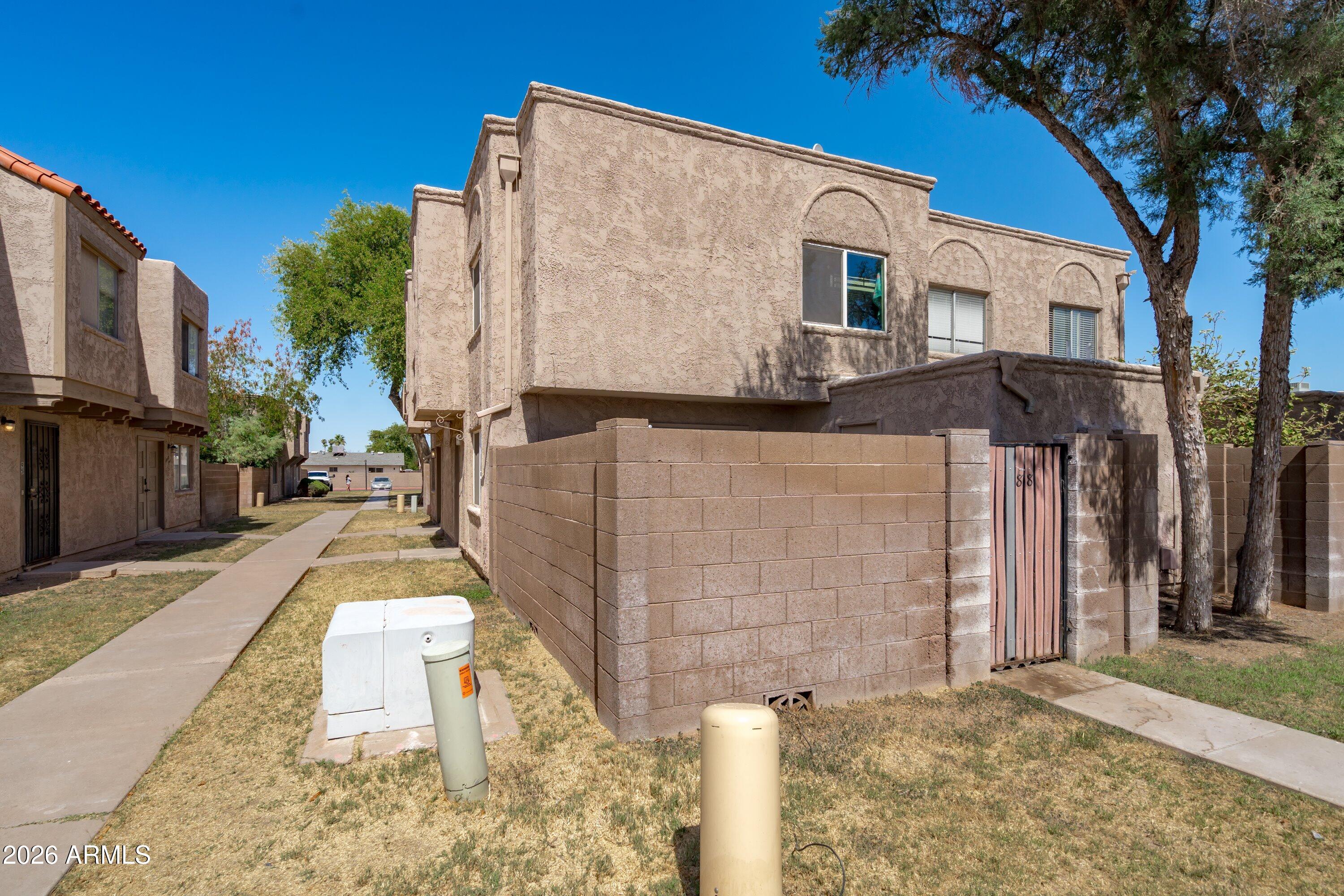 600 S DOBSON Road 88