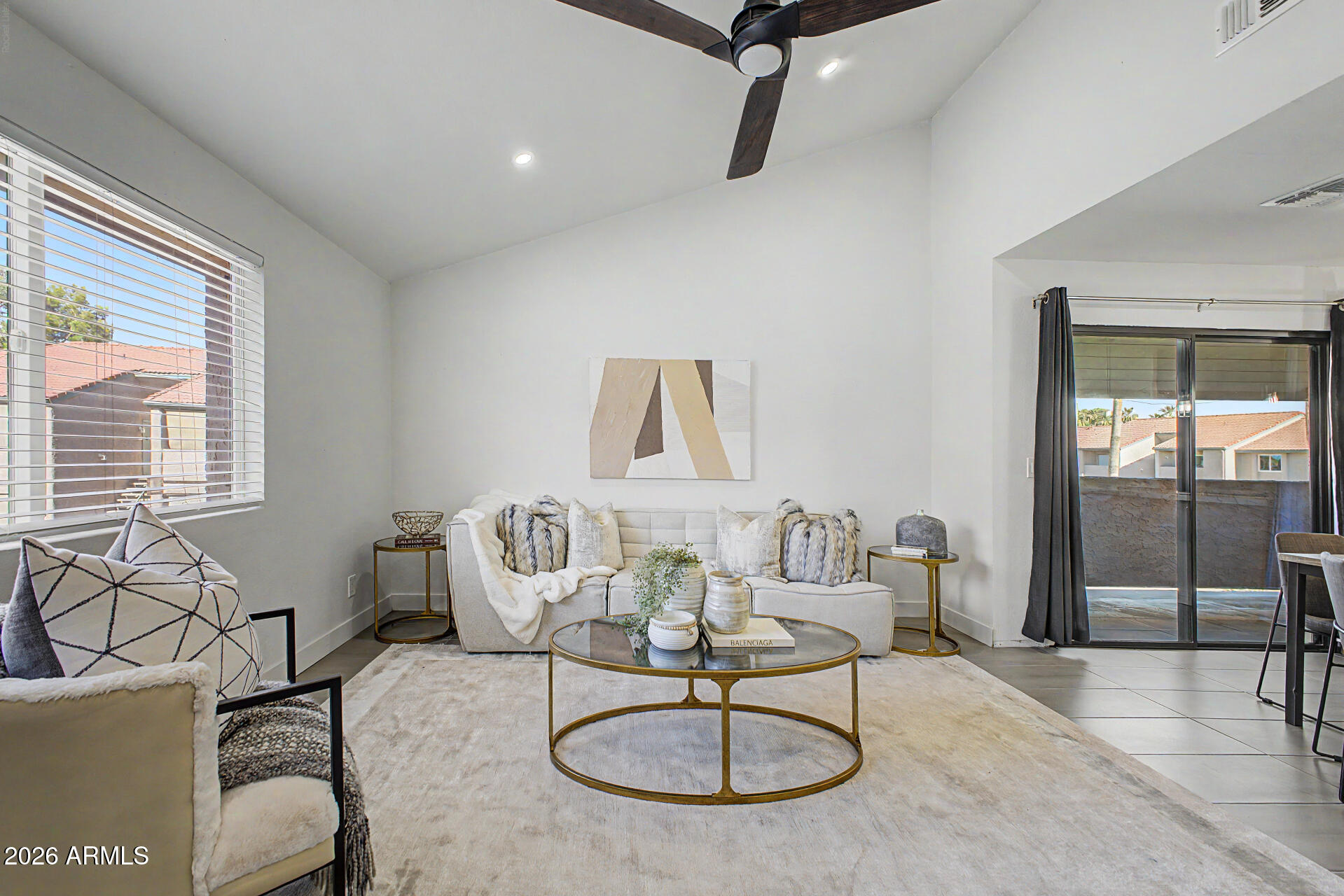 623 W GUADALUPE Road 276