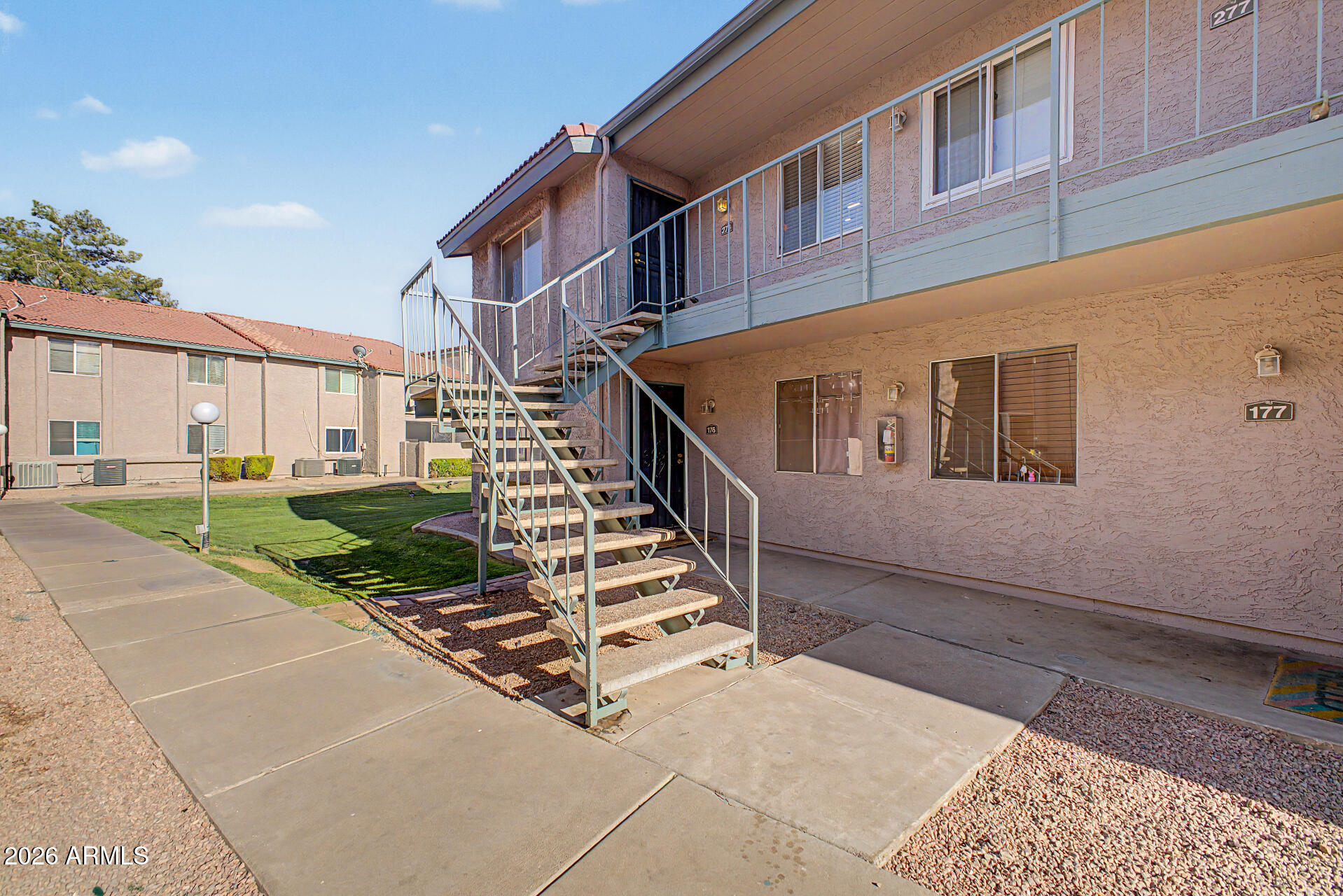 623 W GUADALUPE Road 276