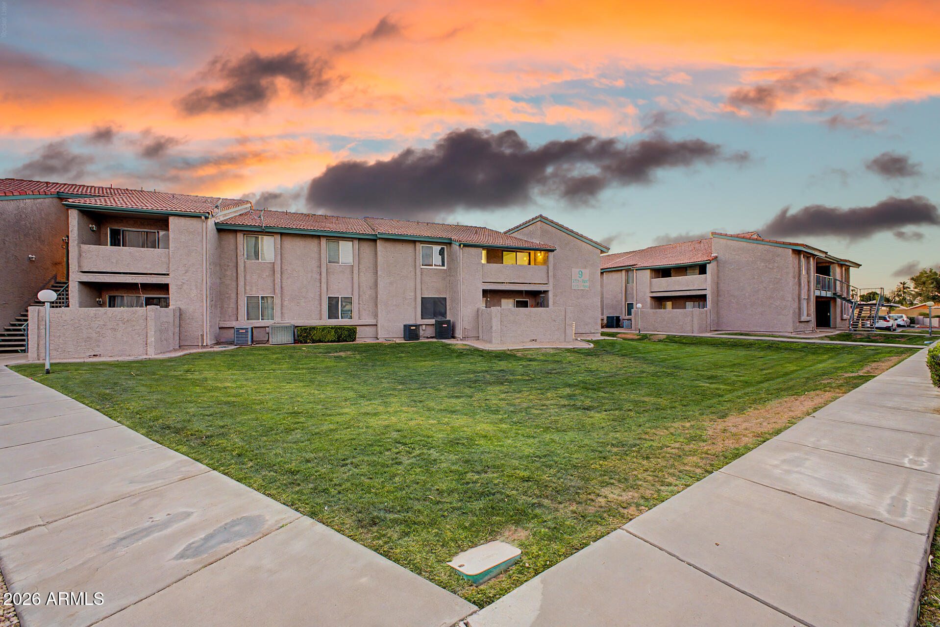 623 W GUADALUPE Road 276