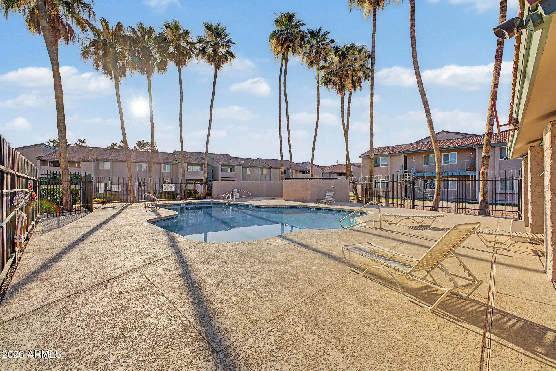623 W GUADALUPE Road 276