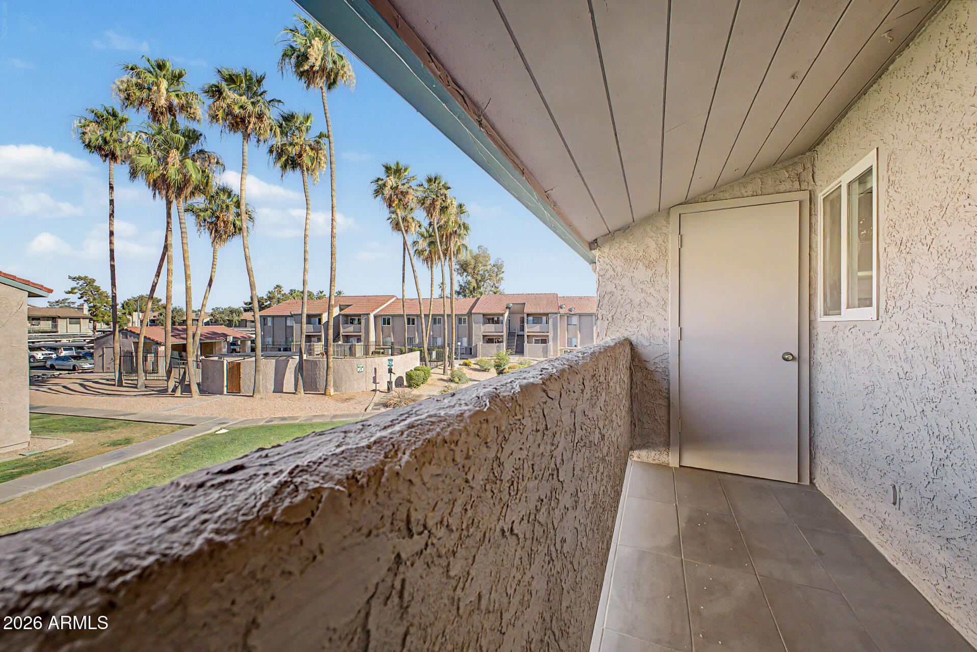 623 W GUADALUPE Road 276