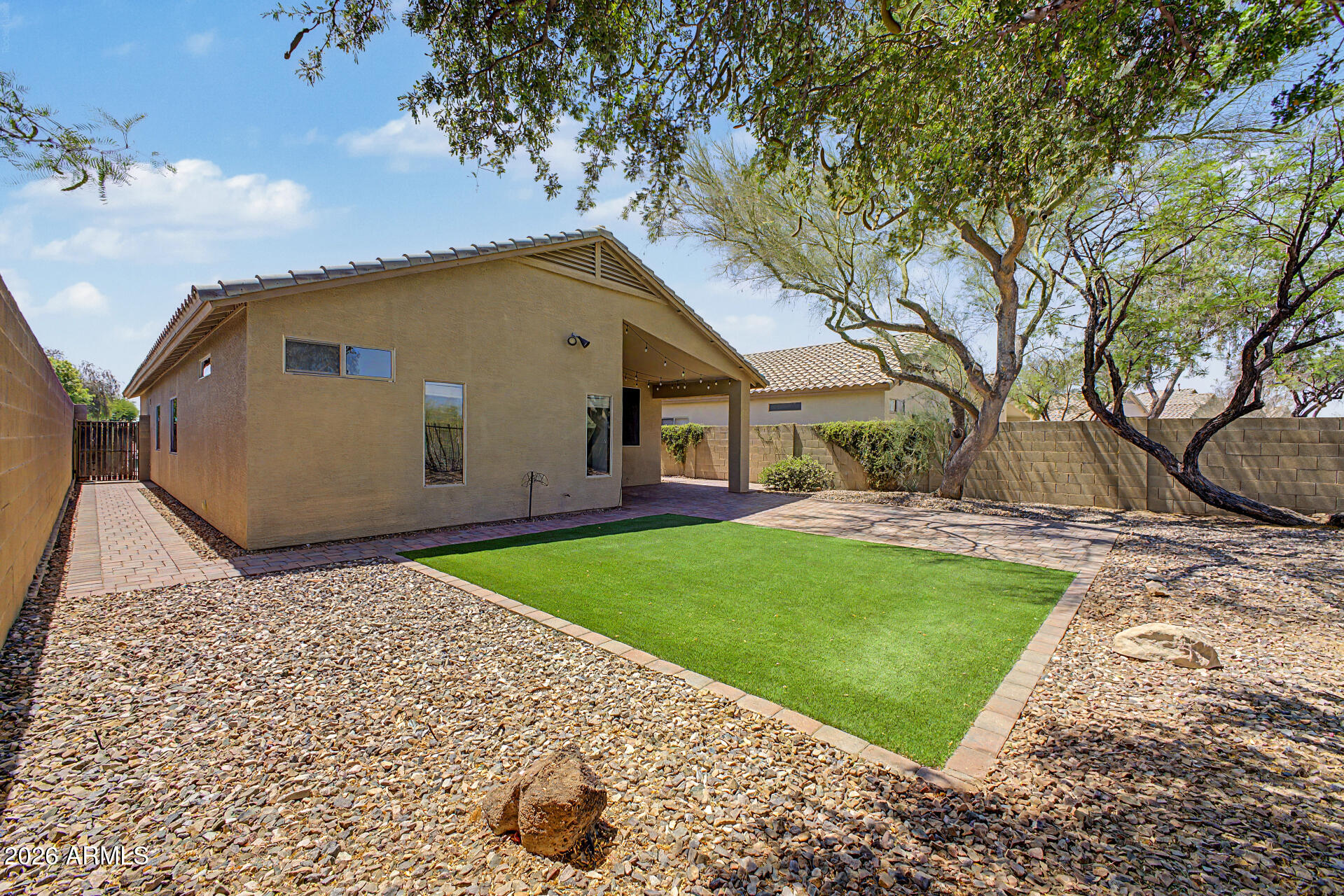 40832 N COLUMBIA Trail