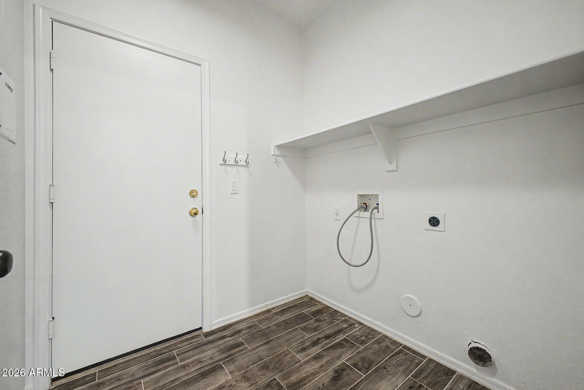 40832 N COLUMBIA Trail