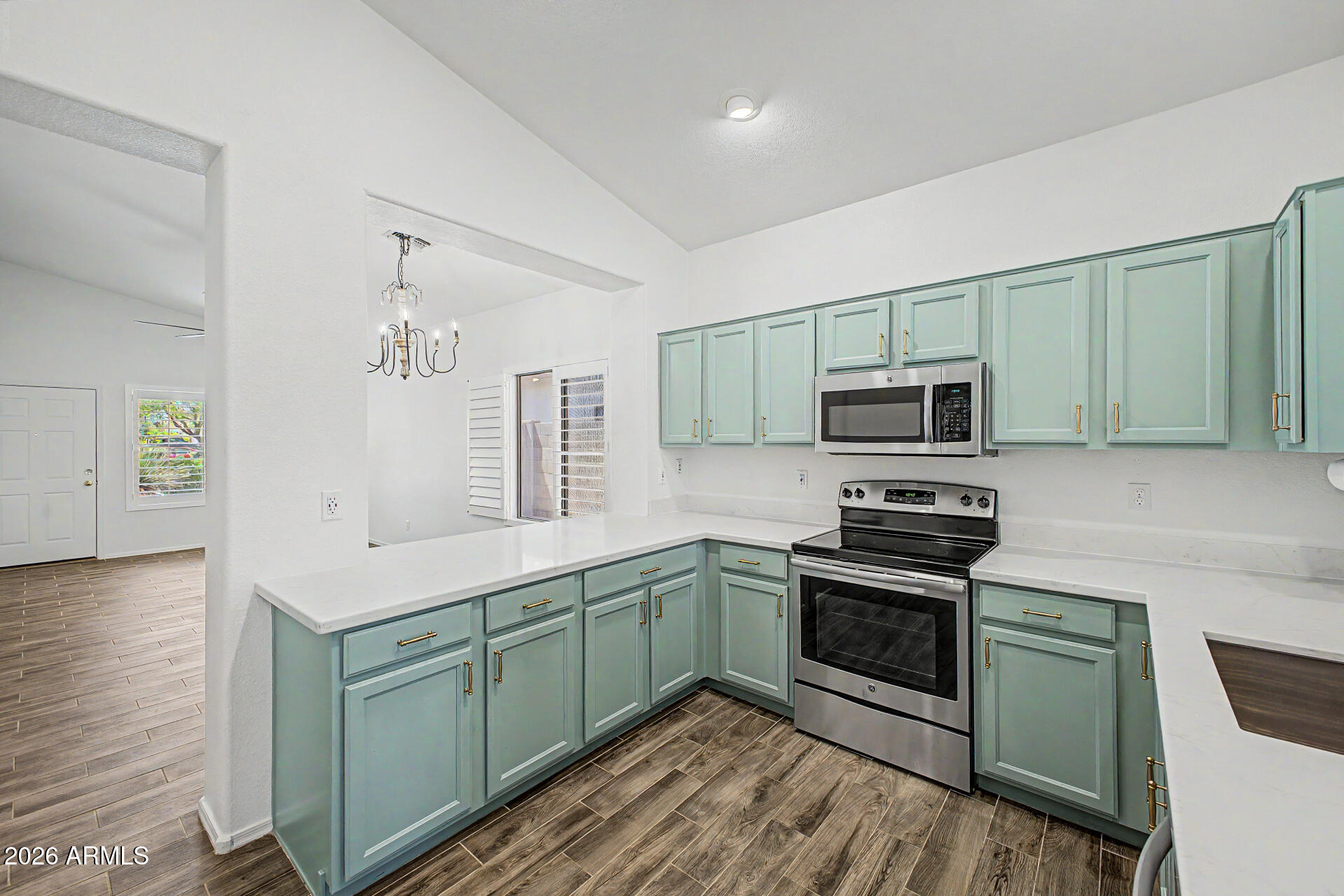 40832 N COLUMBIA Trail