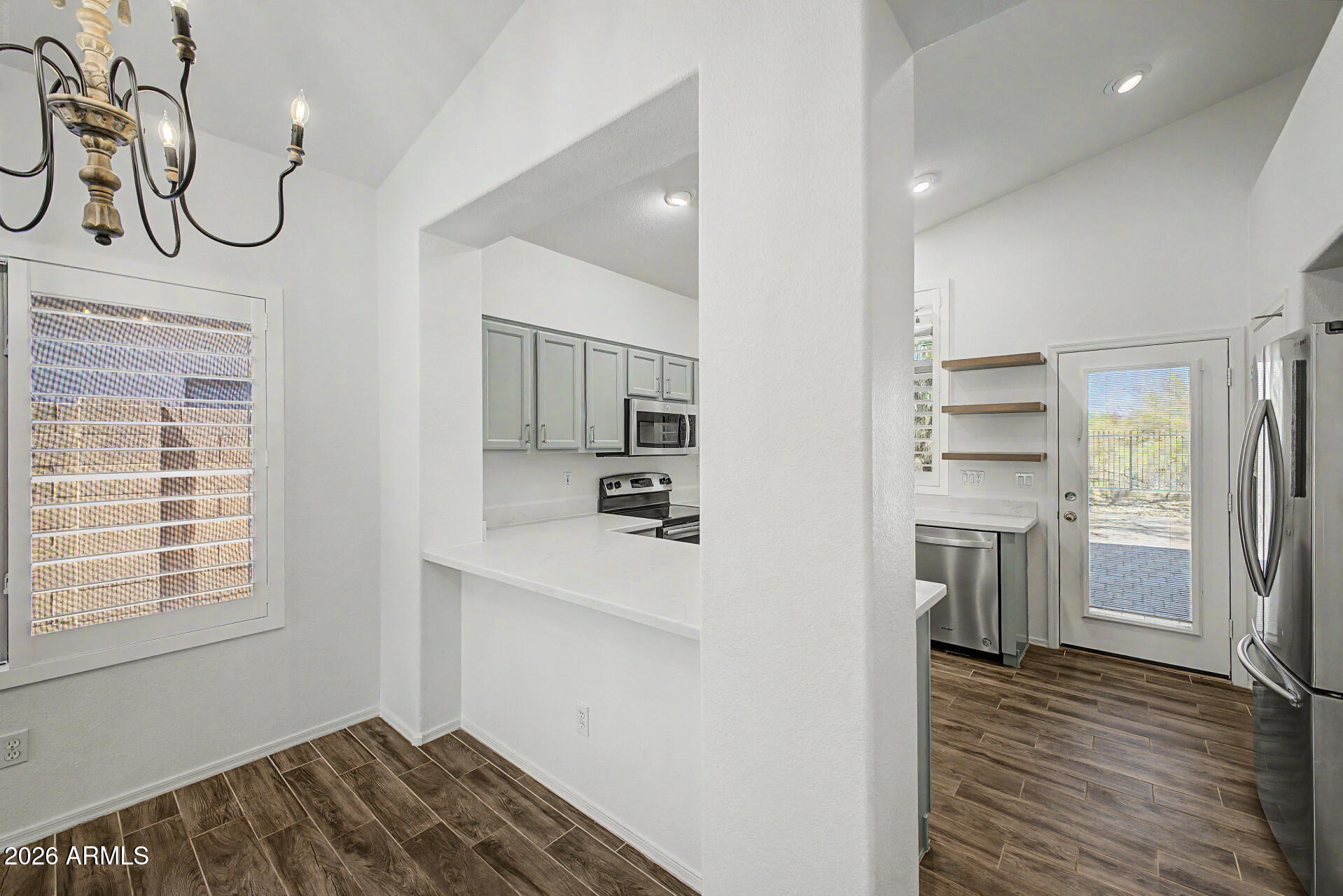 40832 N COLUMBIA Trail