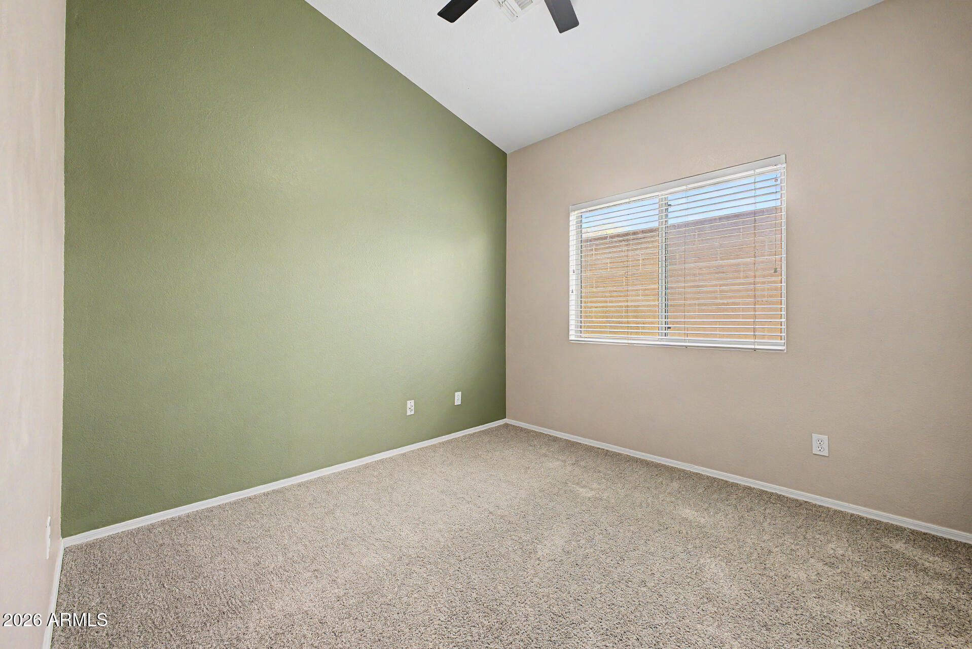 40832 N COLUMBIA Trail
