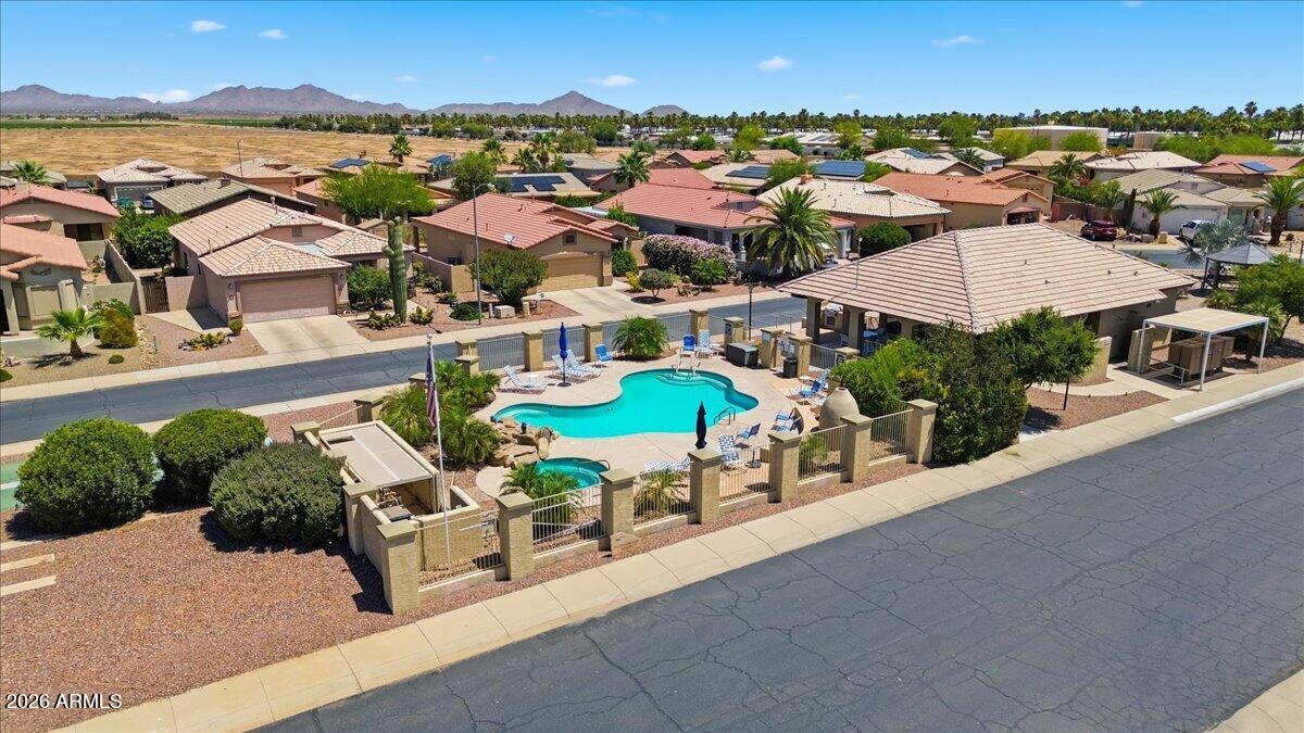 1231 N LANTANA Place