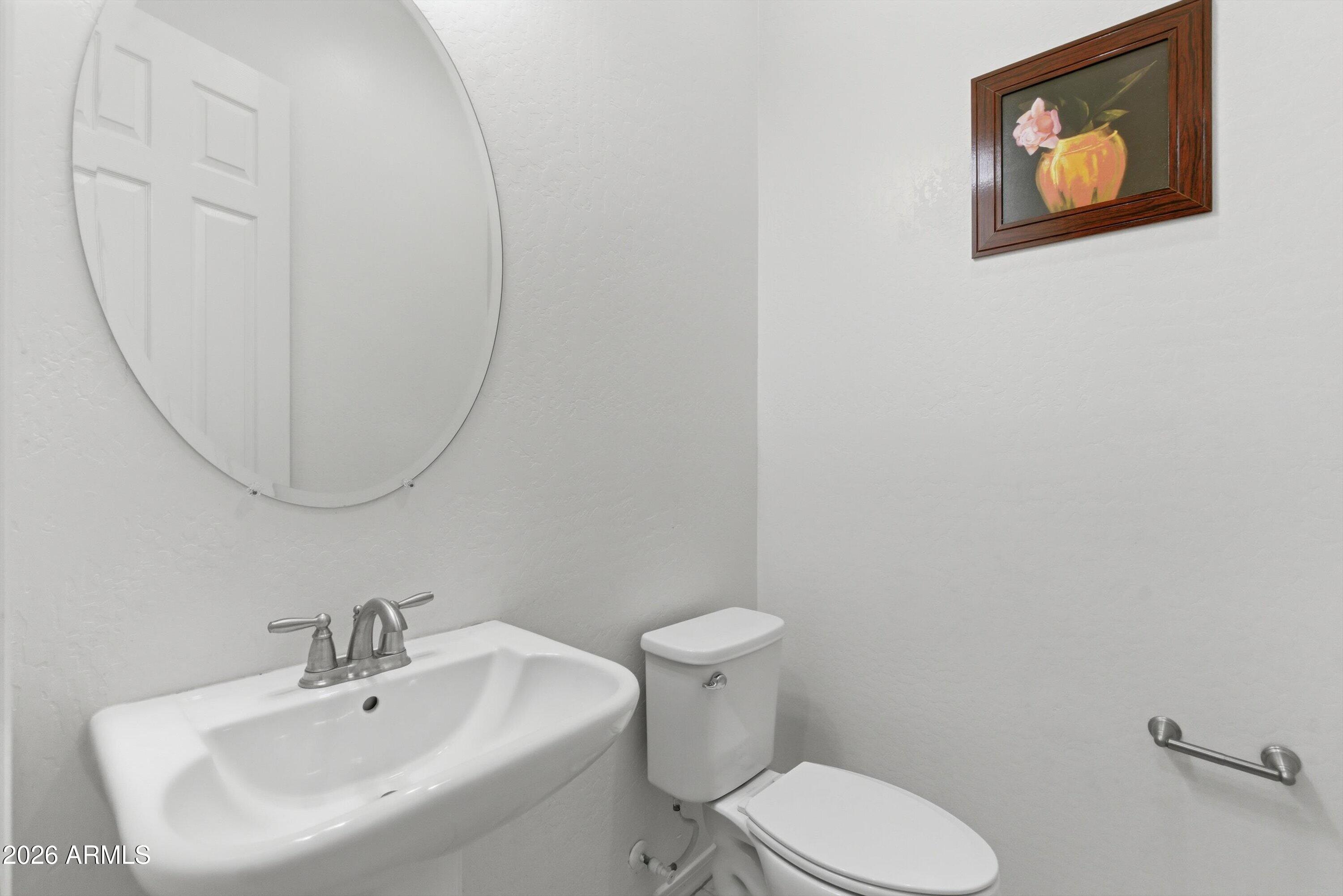 1083 E HOLLAND PARK Drive