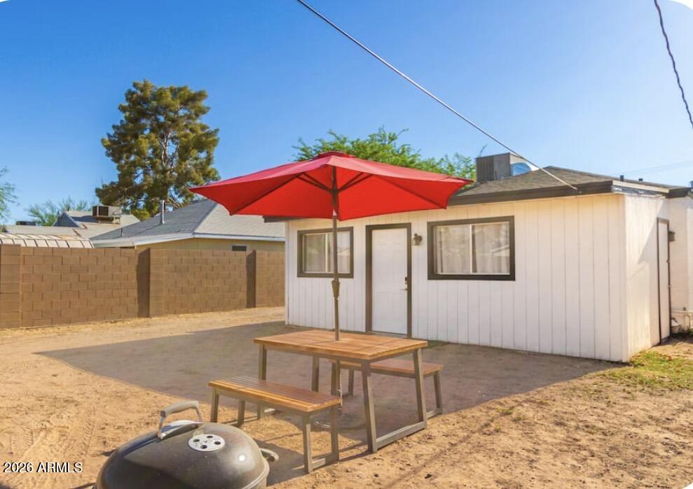 231 N Morris