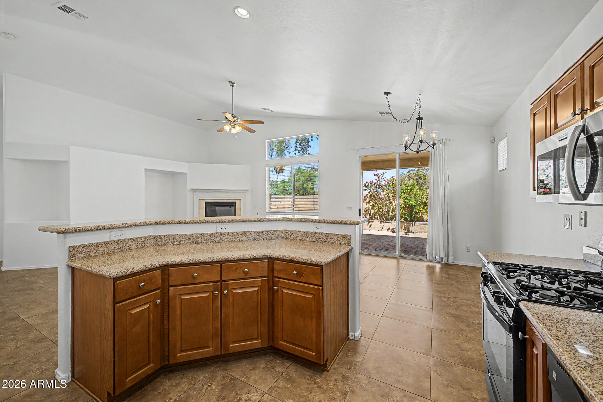7229 S 39TH Way