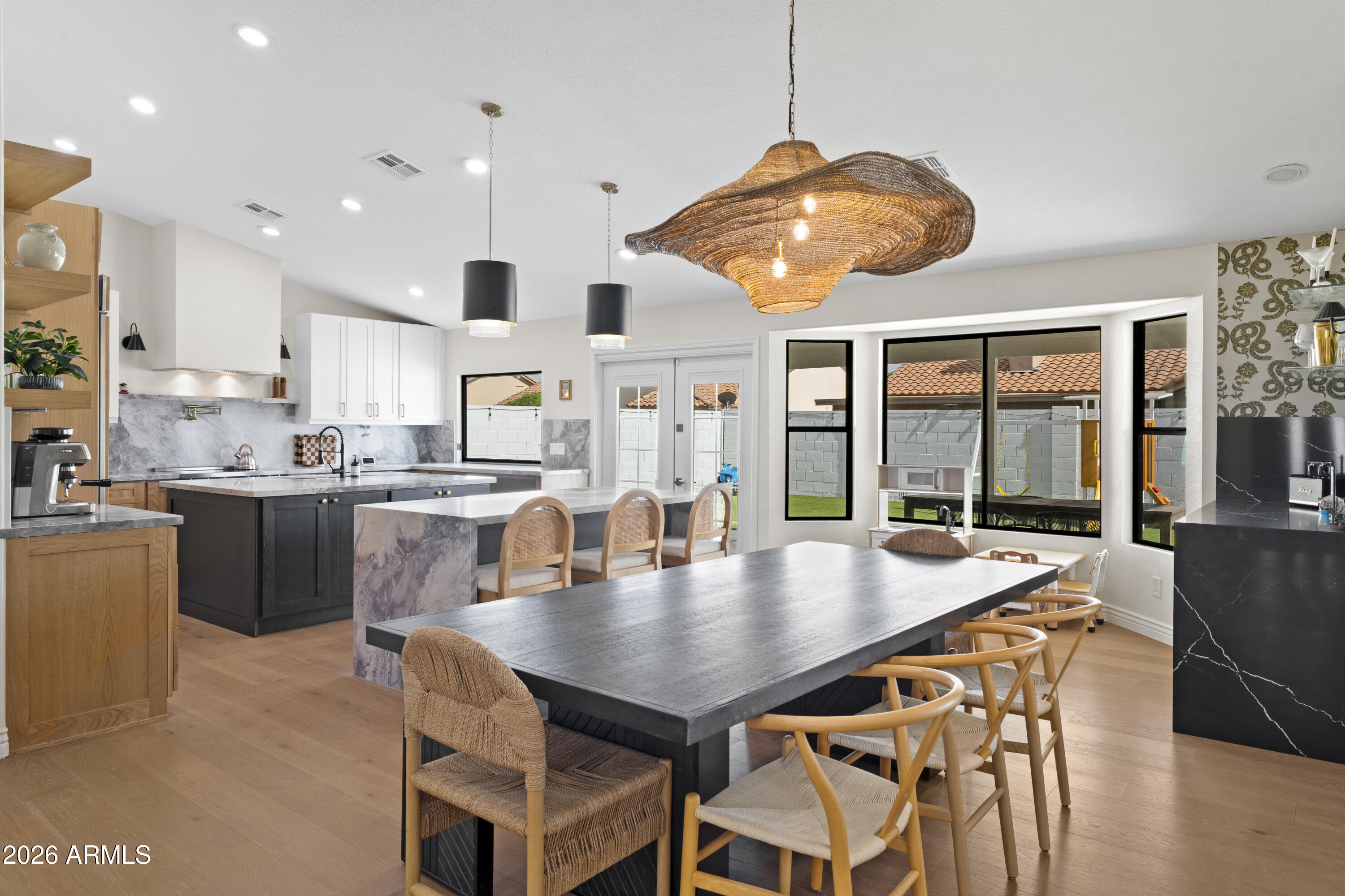 3261 W JASPER Drive