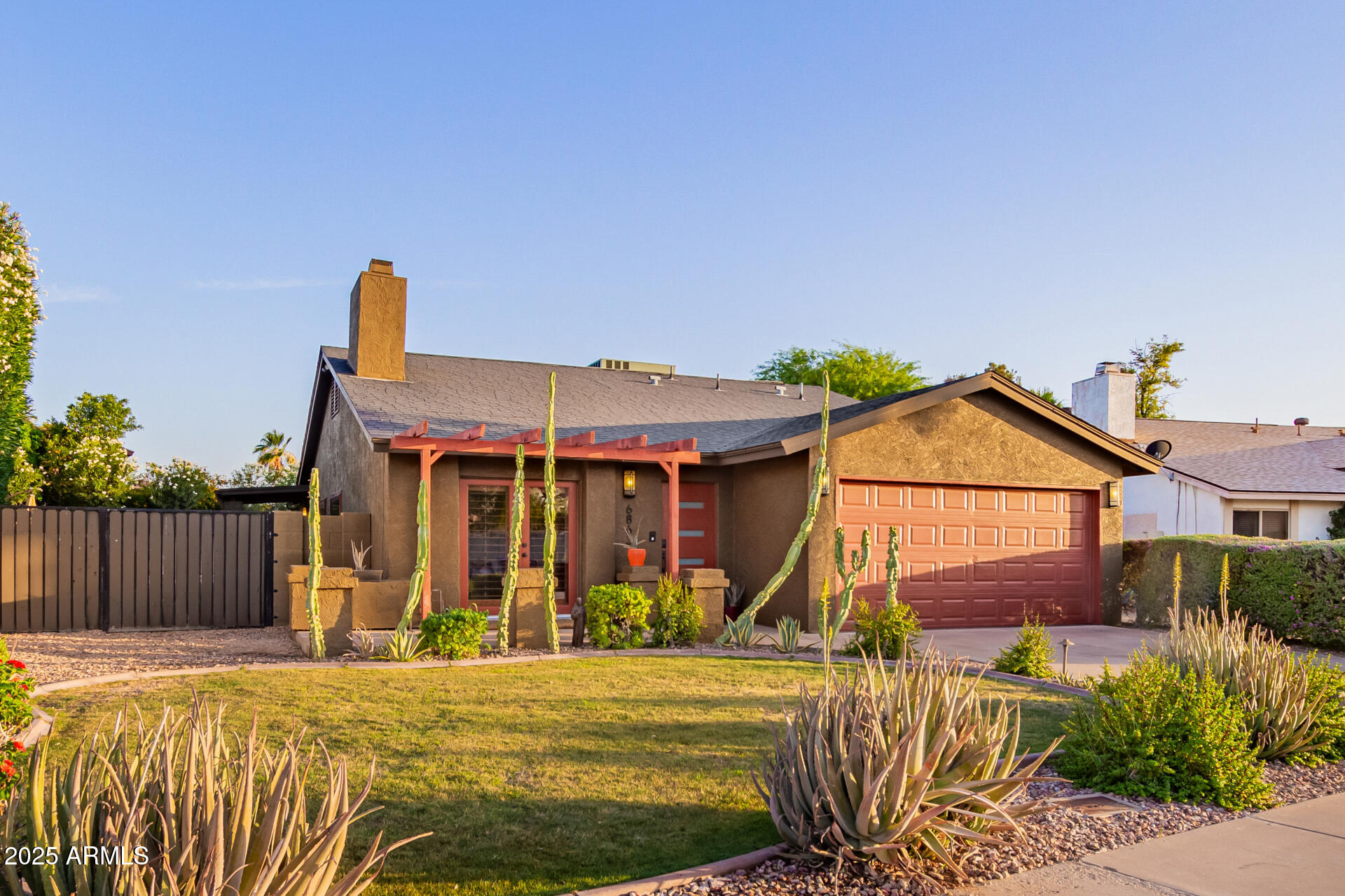 6863 E Phelps Road