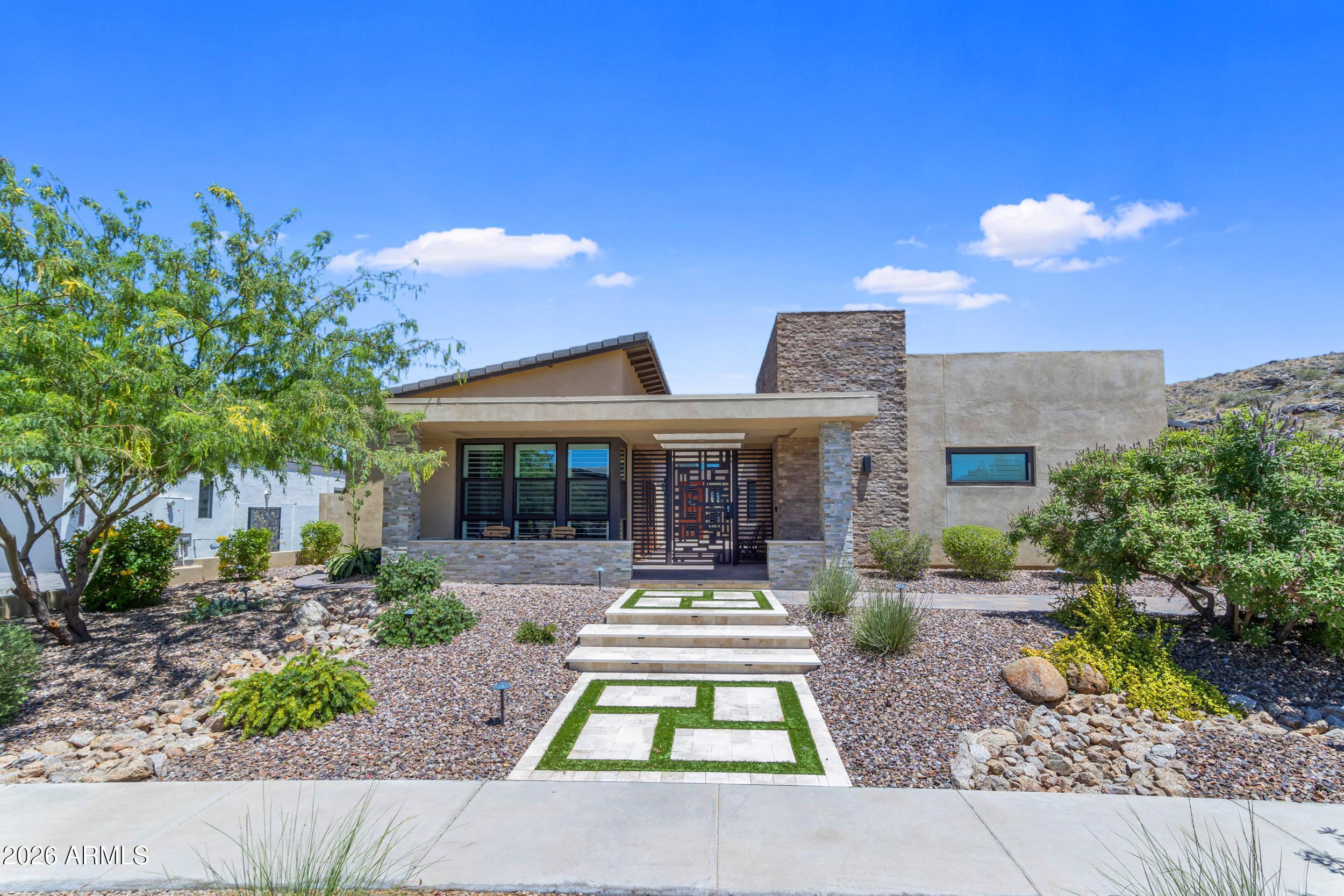 9519 S 13TH Way