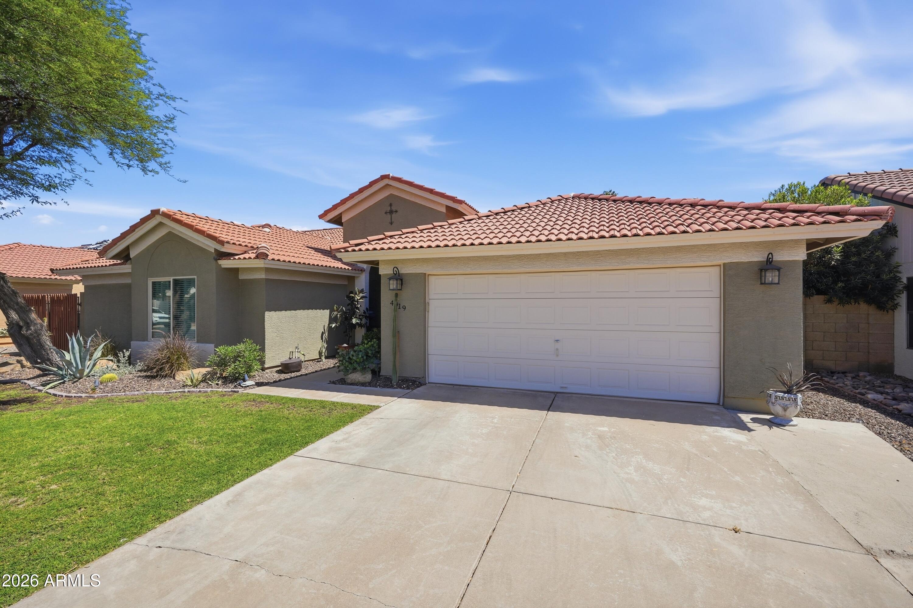 4019 E Morrow Drive
