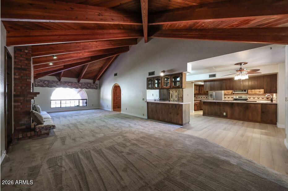 1322 W ASTER Drive