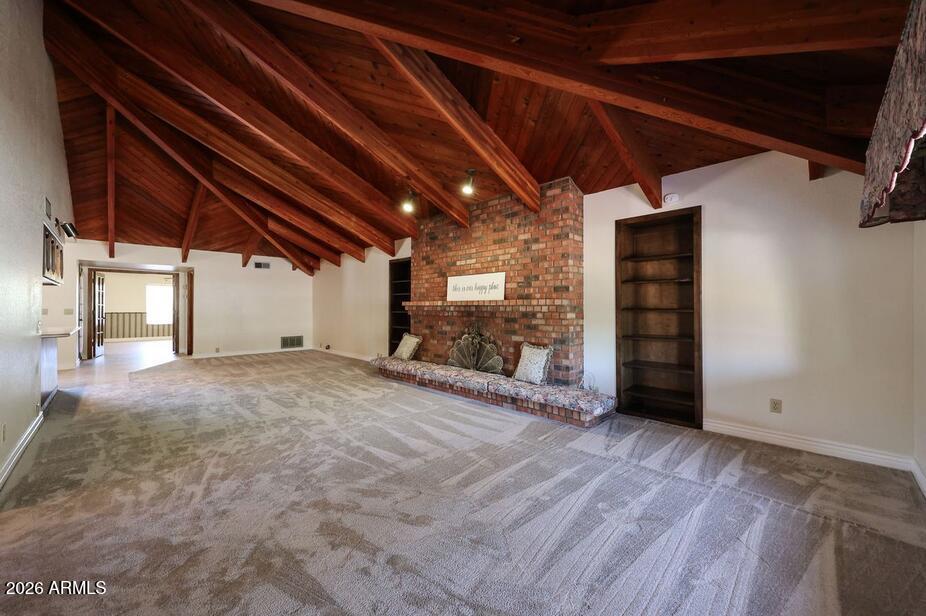 1322 W ASTER Drive