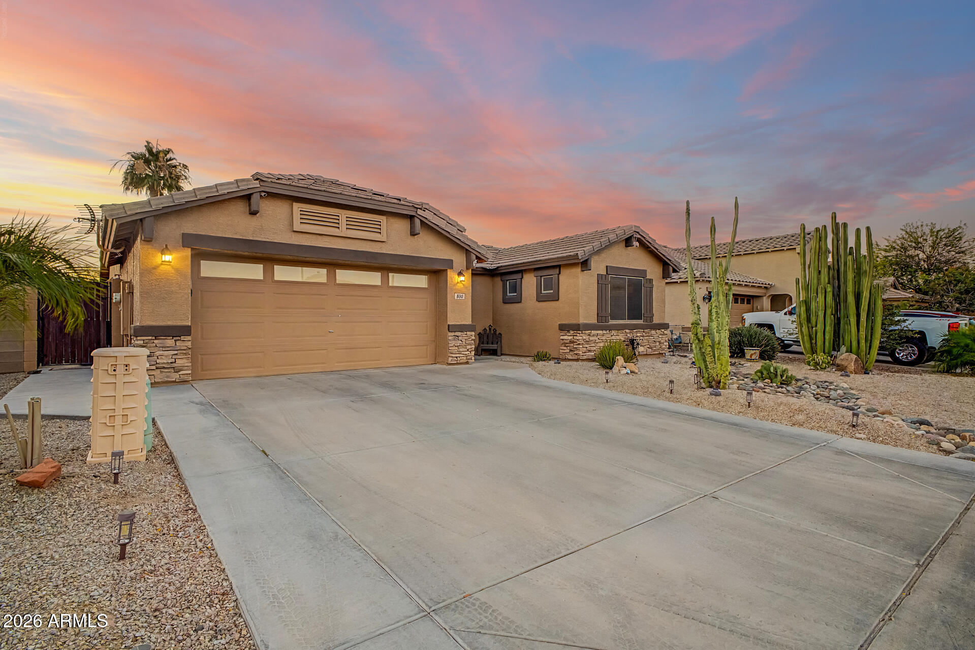 830 E MULE TRAIN Trail