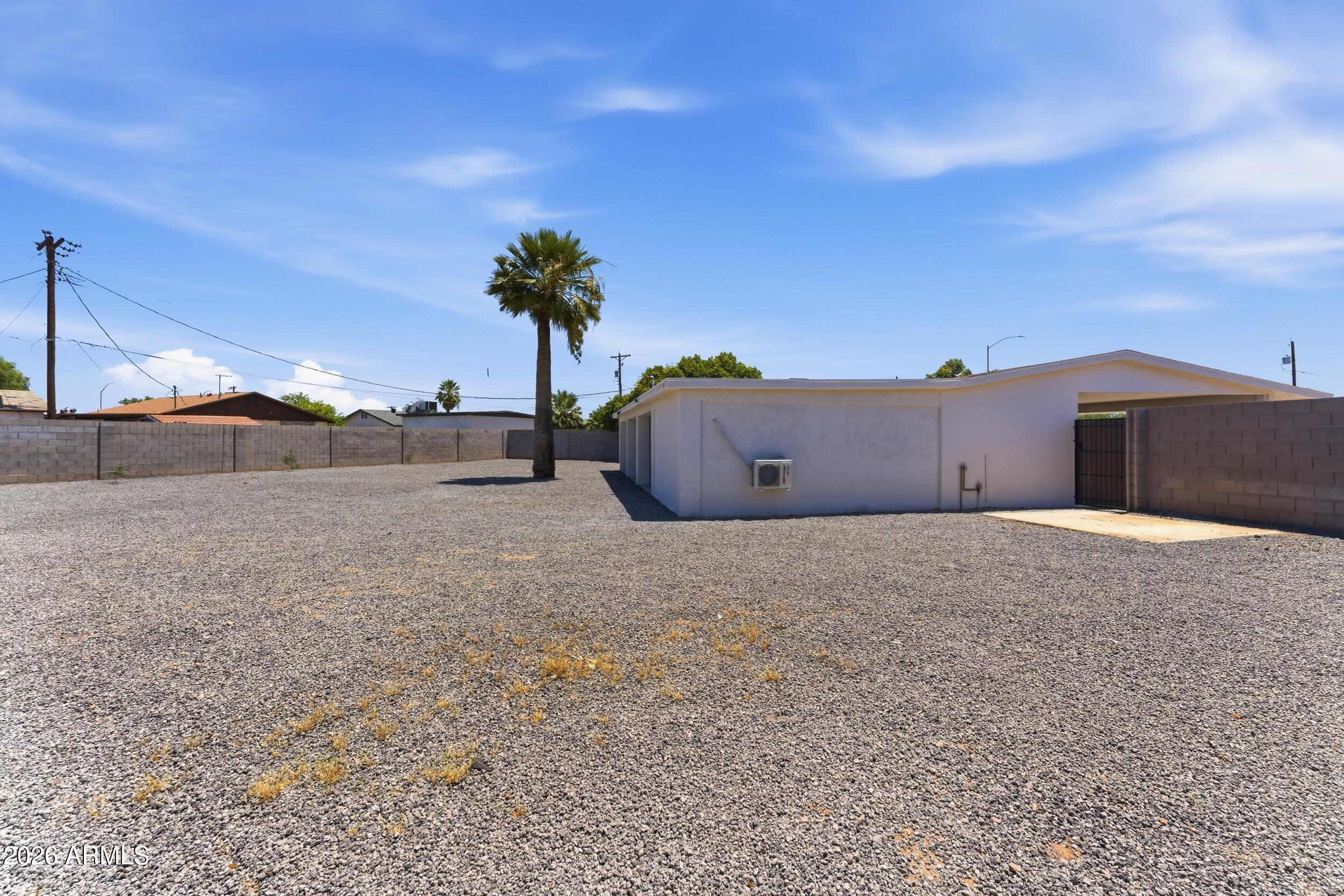 314 E GLADE Avenue
