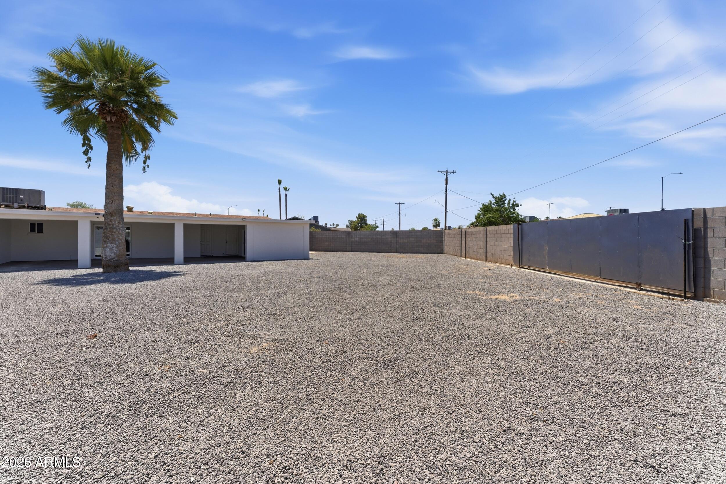 314 E GLADE Avenue