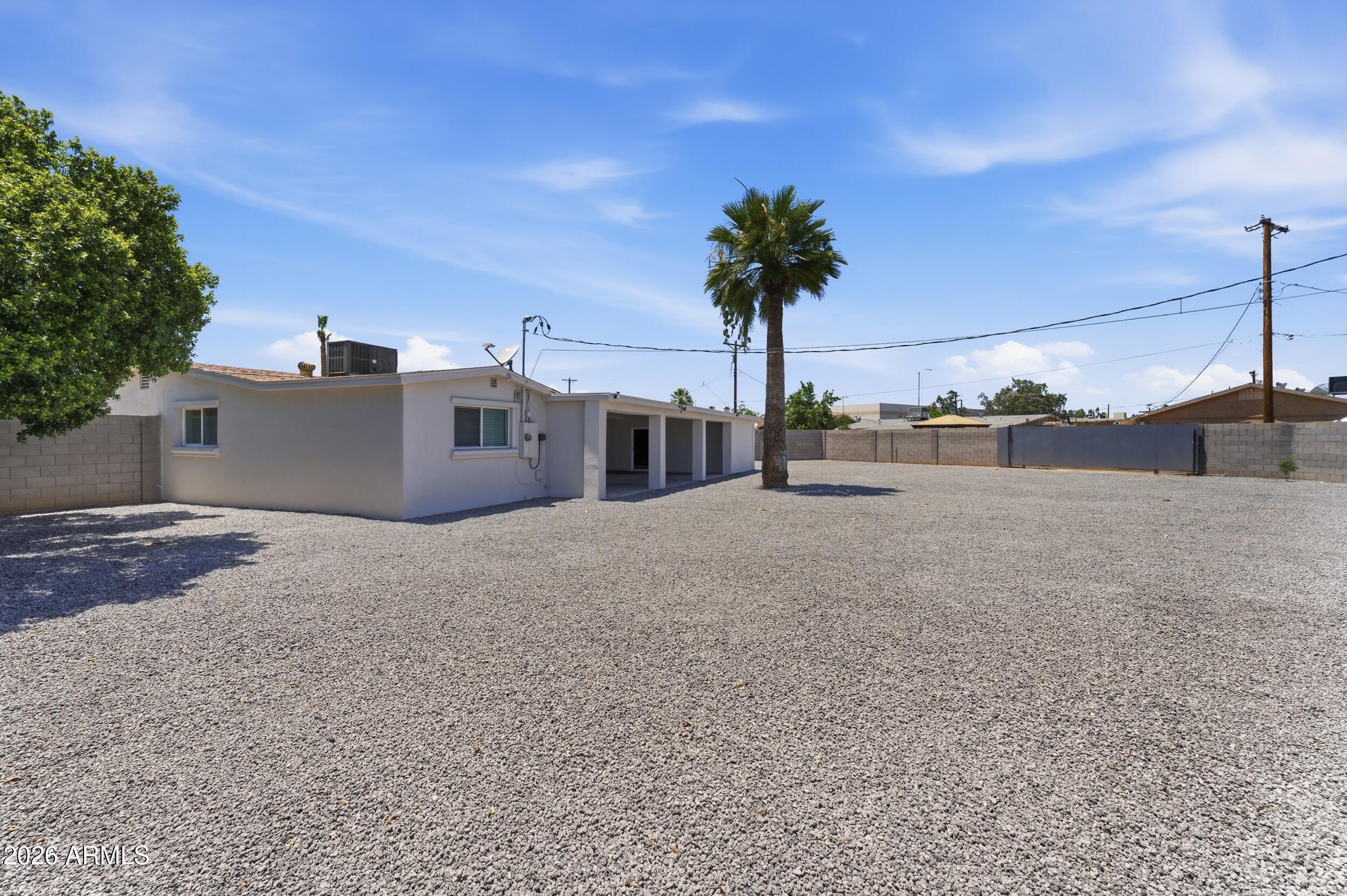 314 E GLADE Avenue