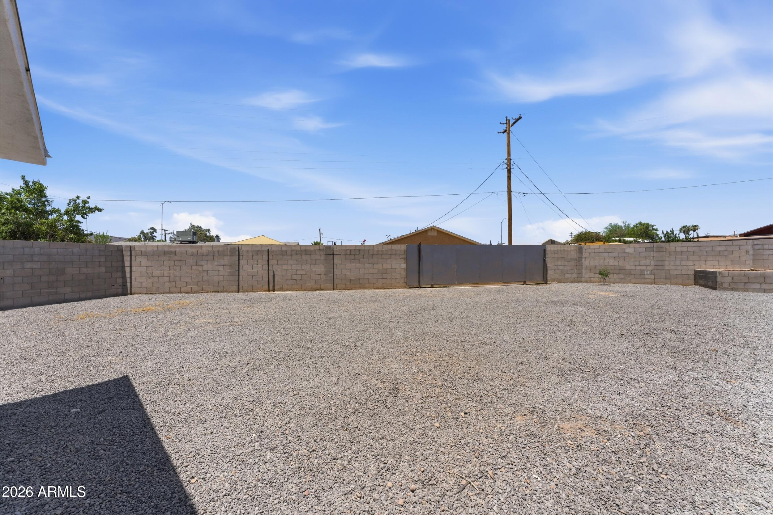314 E GLADE Avenue