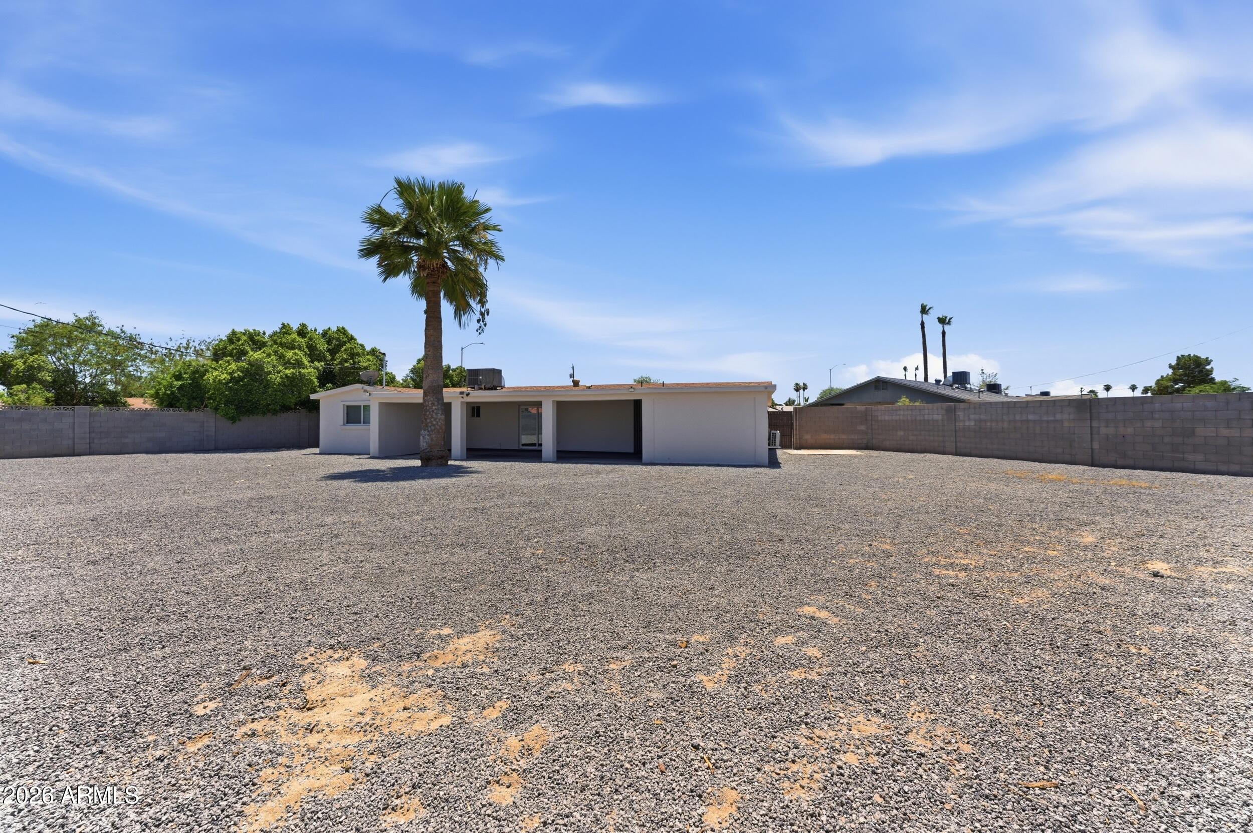 314 E GLADE Avenue