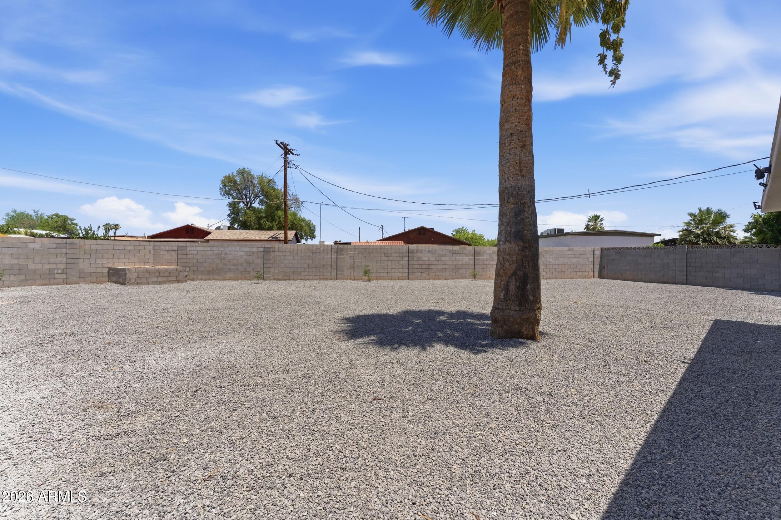 314 E GLADE Avenue