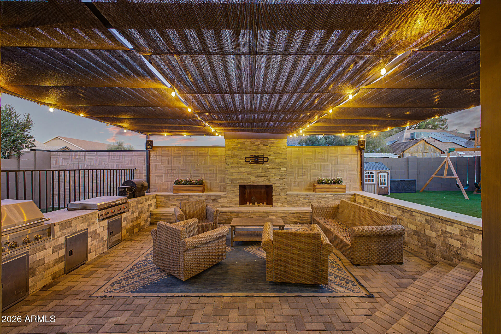 4101 W CALLE LEJOS