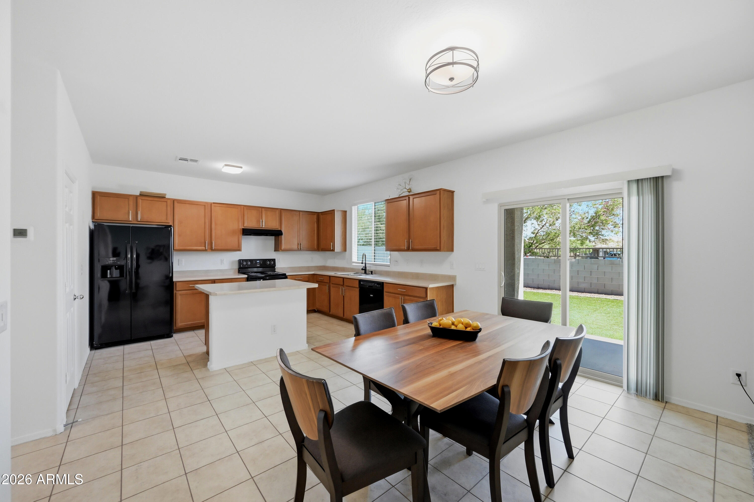 7129 W SOLANO Drive