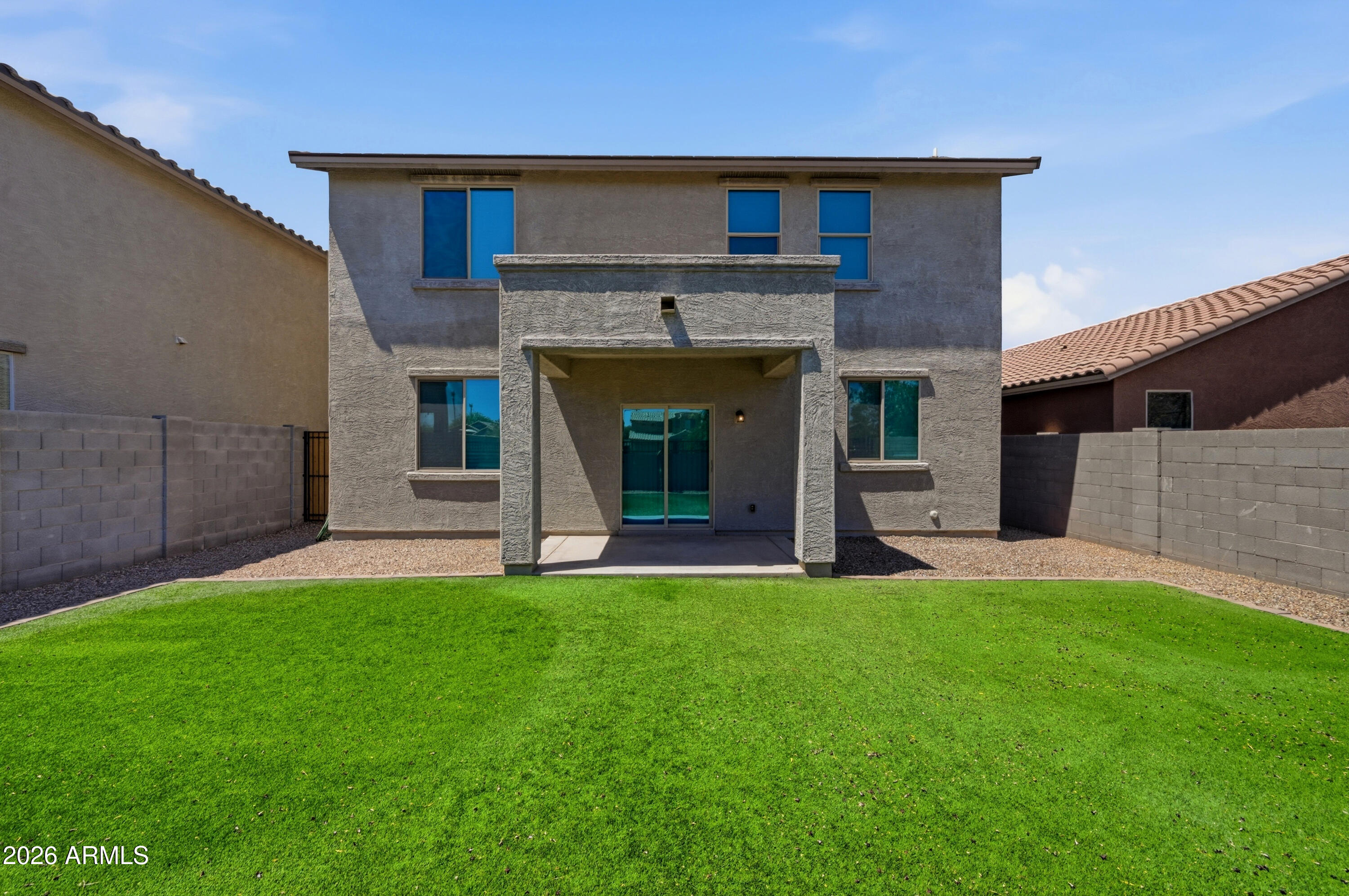 7129 W SOLANO Drive