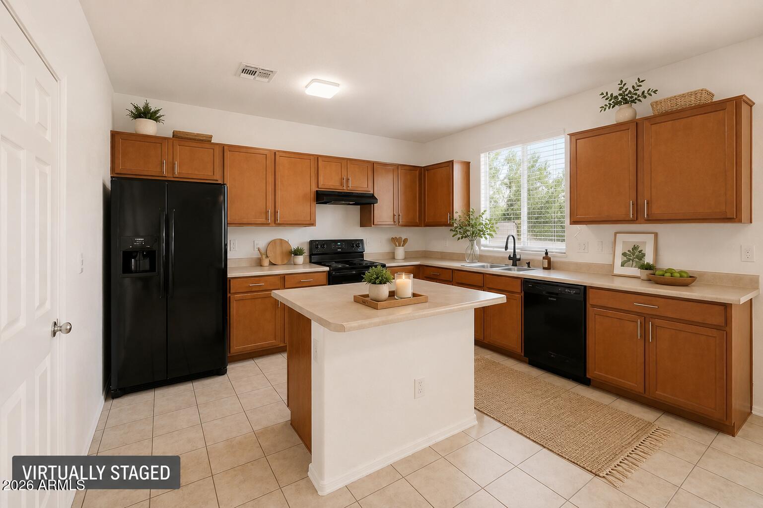 7129 W SOLANO Drive