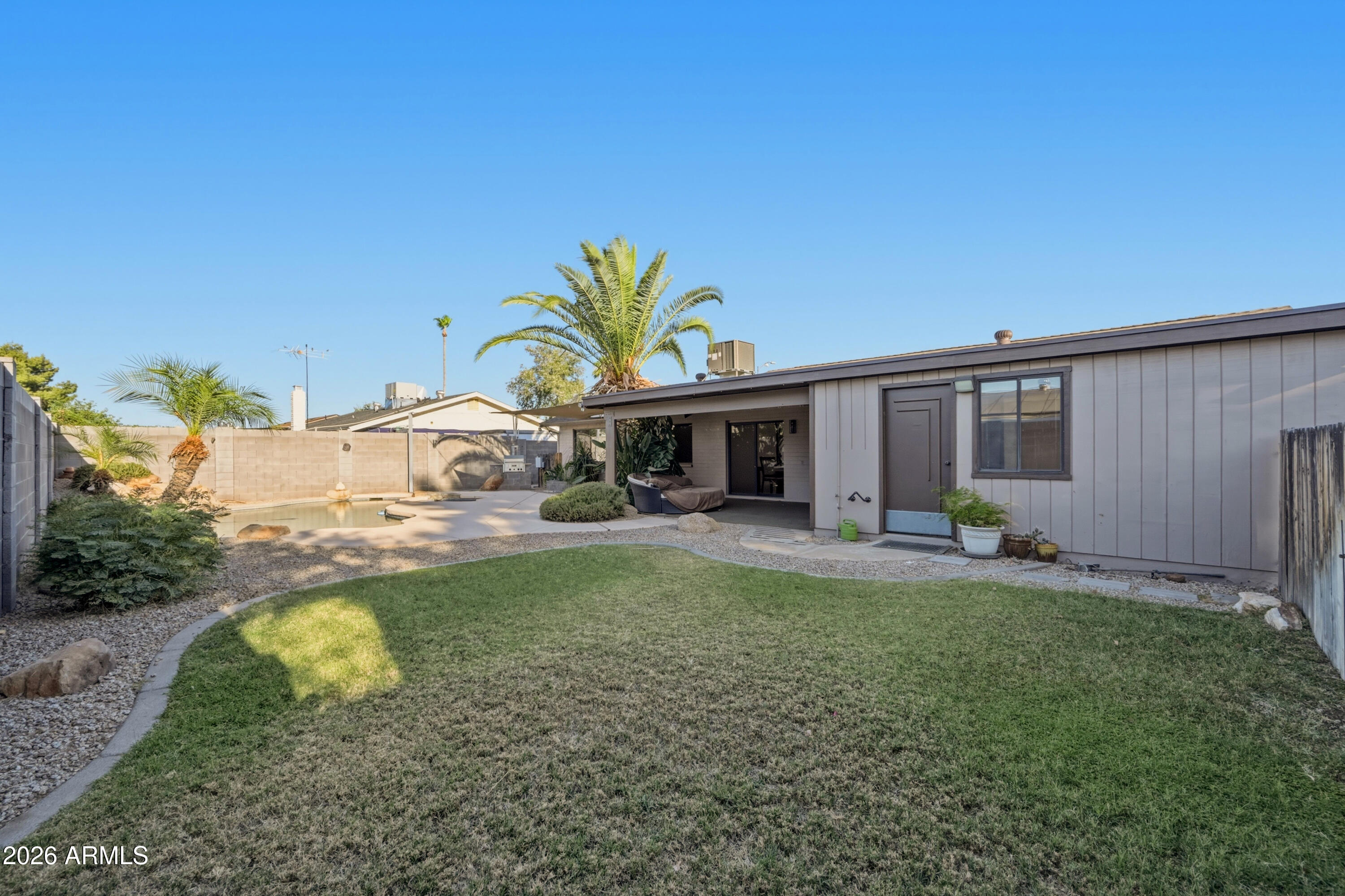 1348 W RENEE Drive