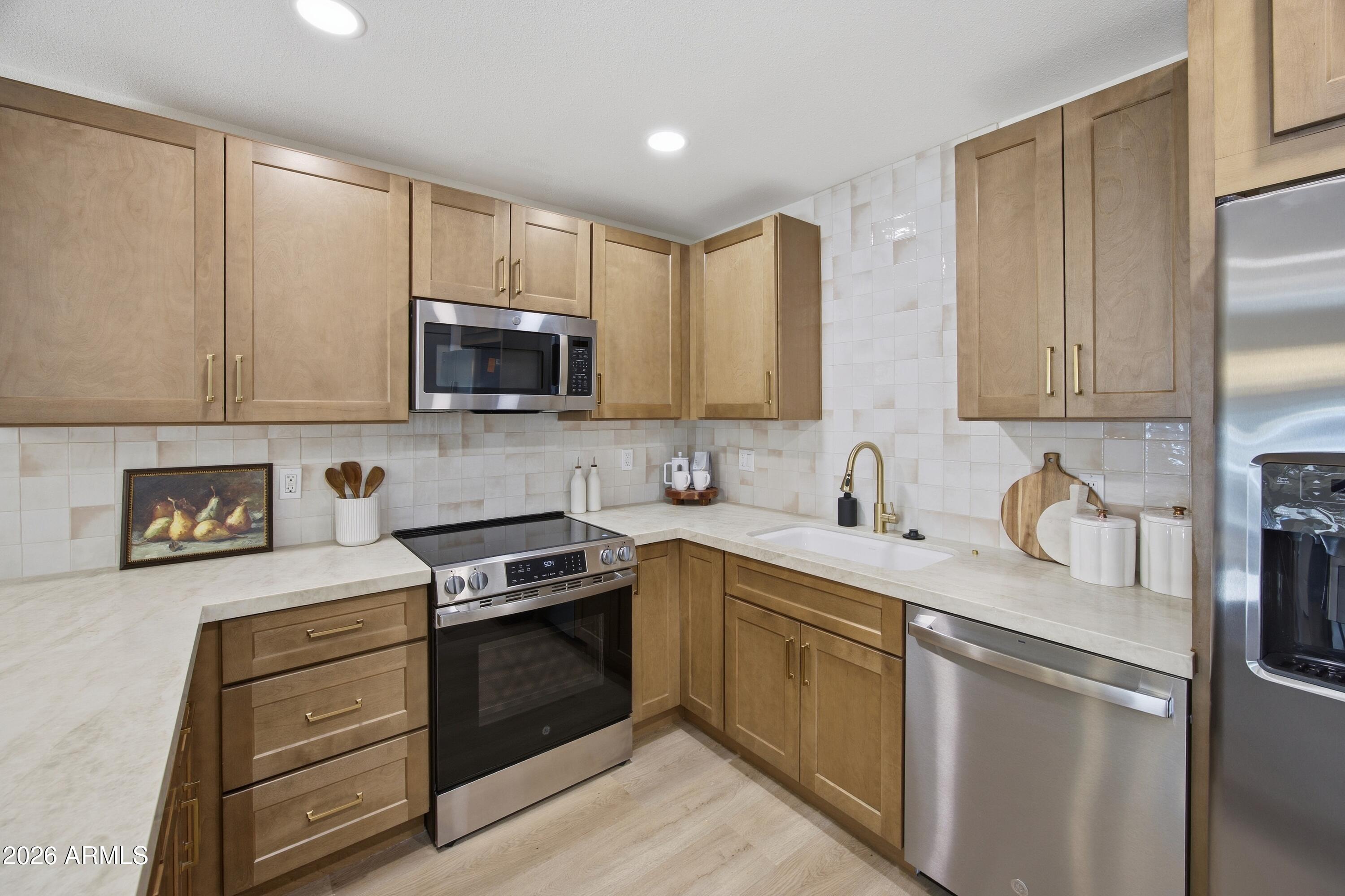 3033 N 39TH Street 4