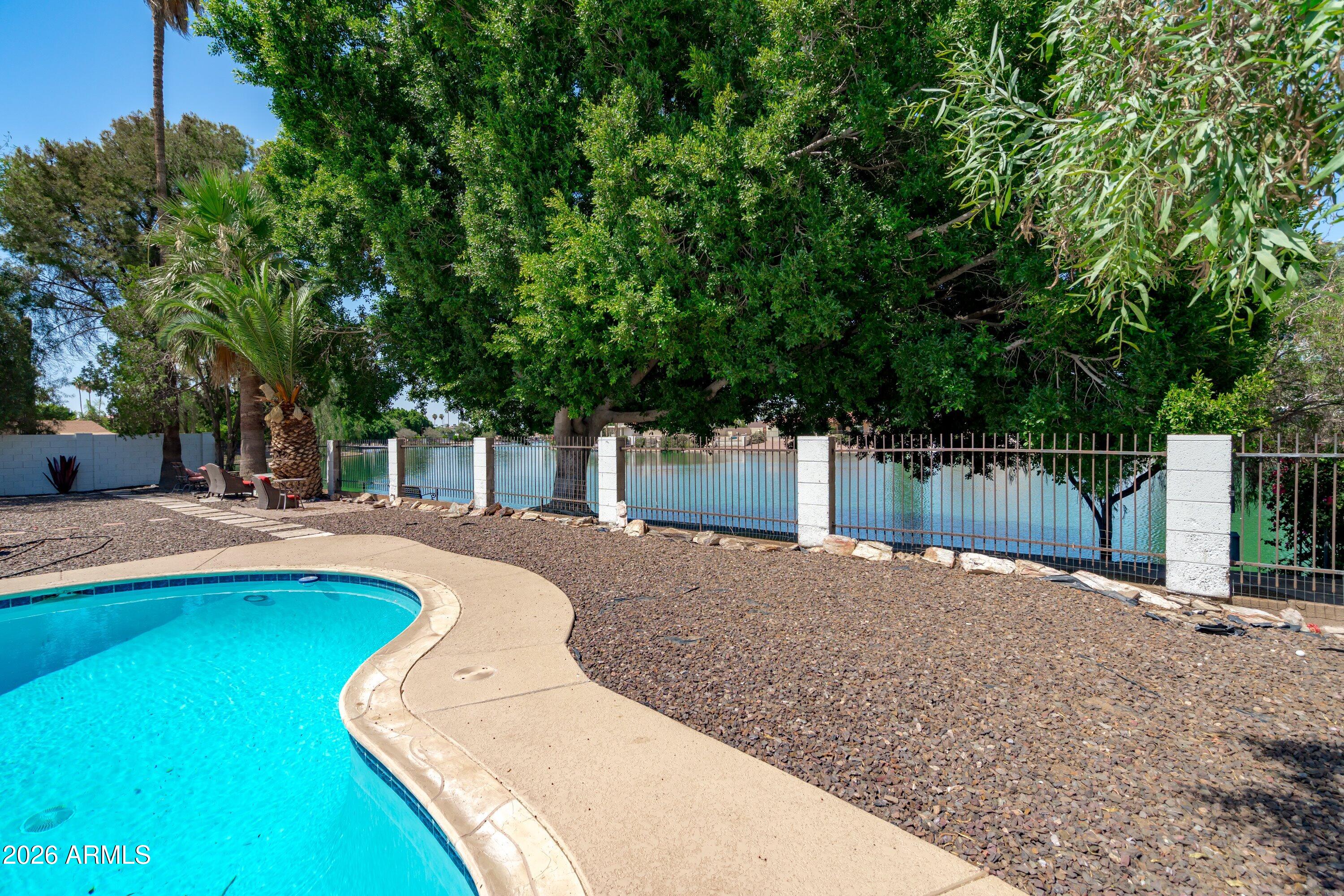 2628 W MENDOZA Circle