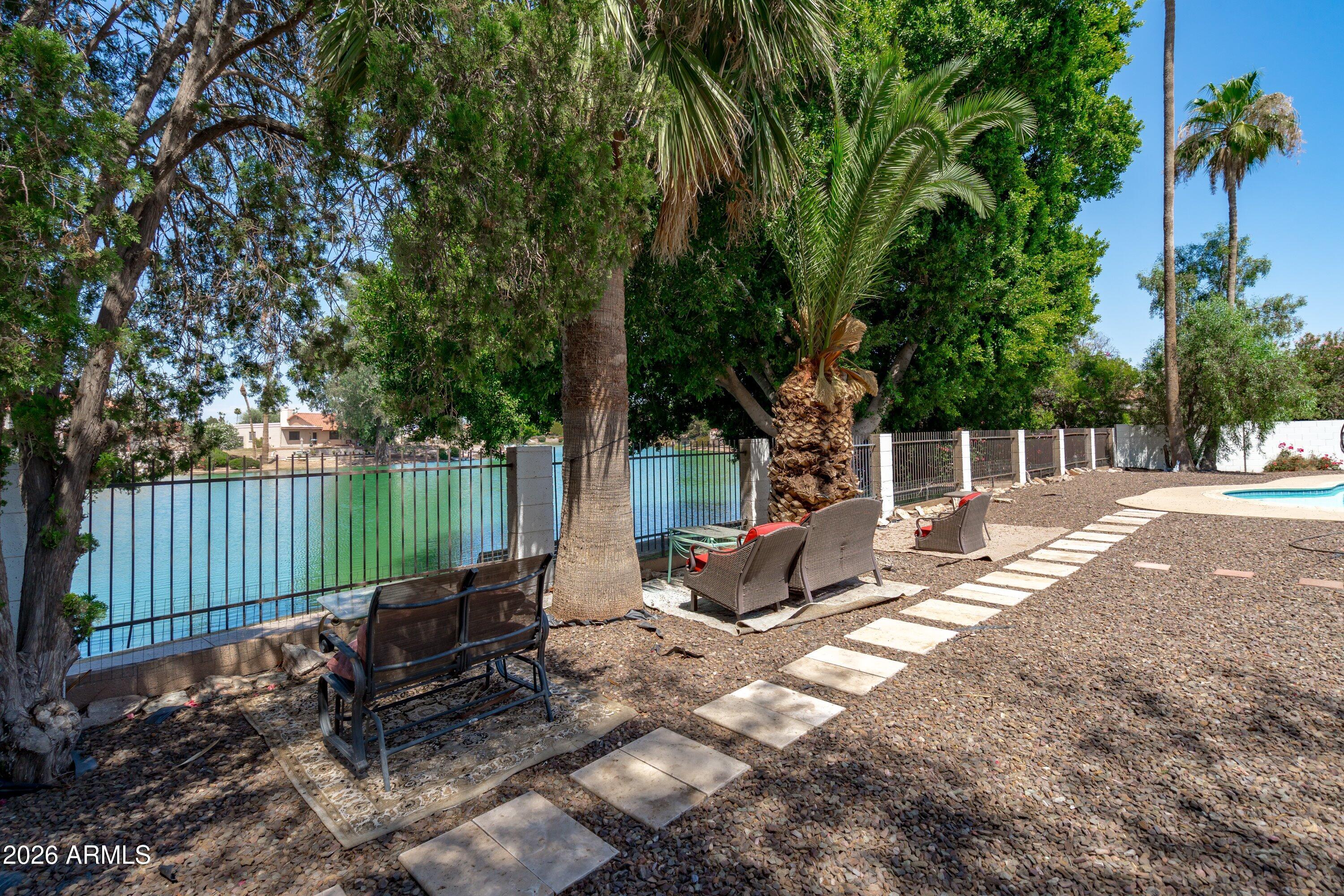 2628 W MENDOZA Circle