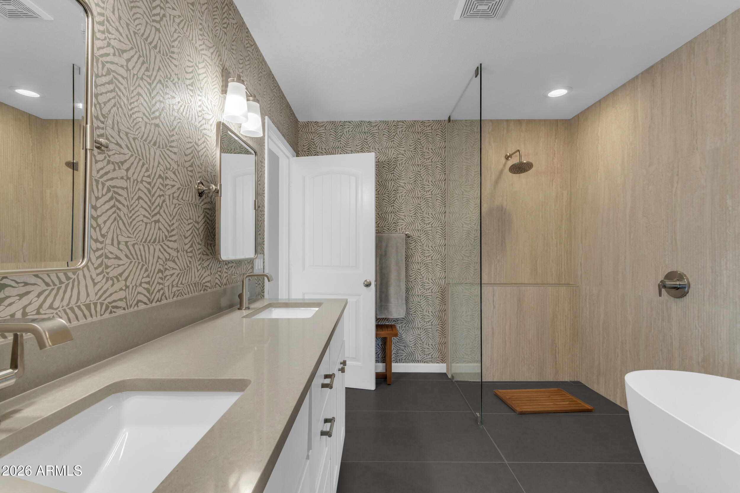 4126 N 44TH Place