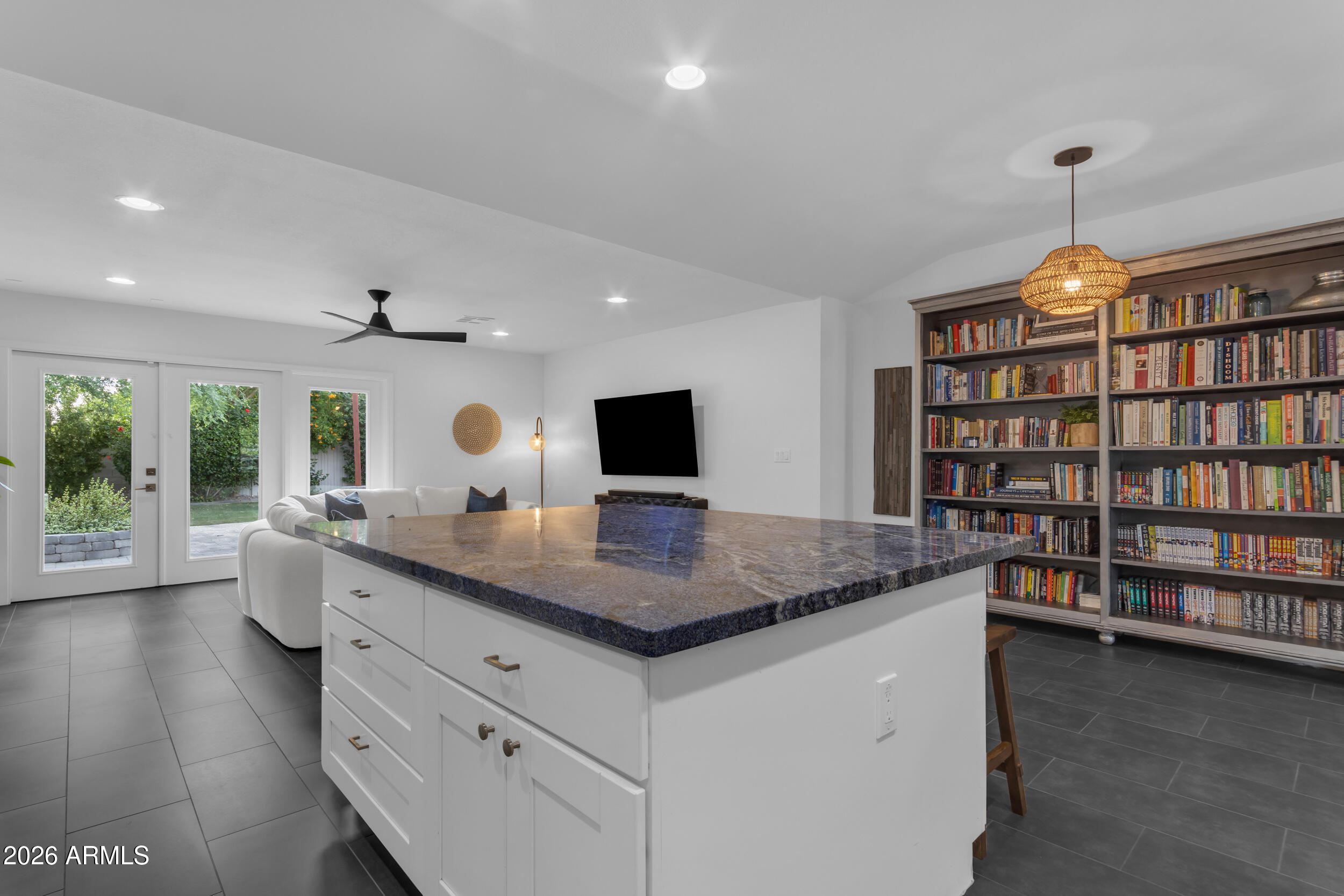 4126 N 44TH Place