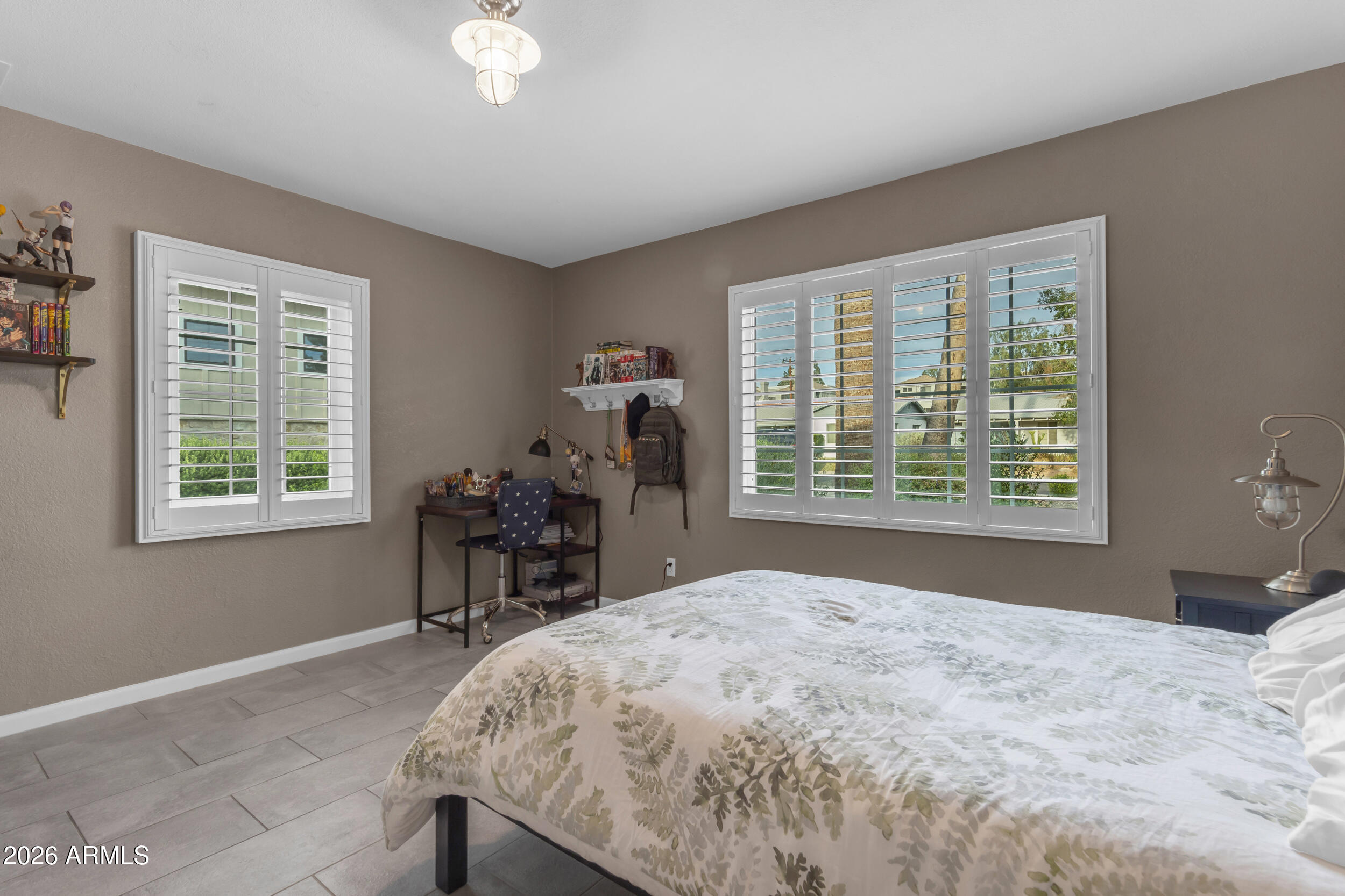 4126 N 44TH Place