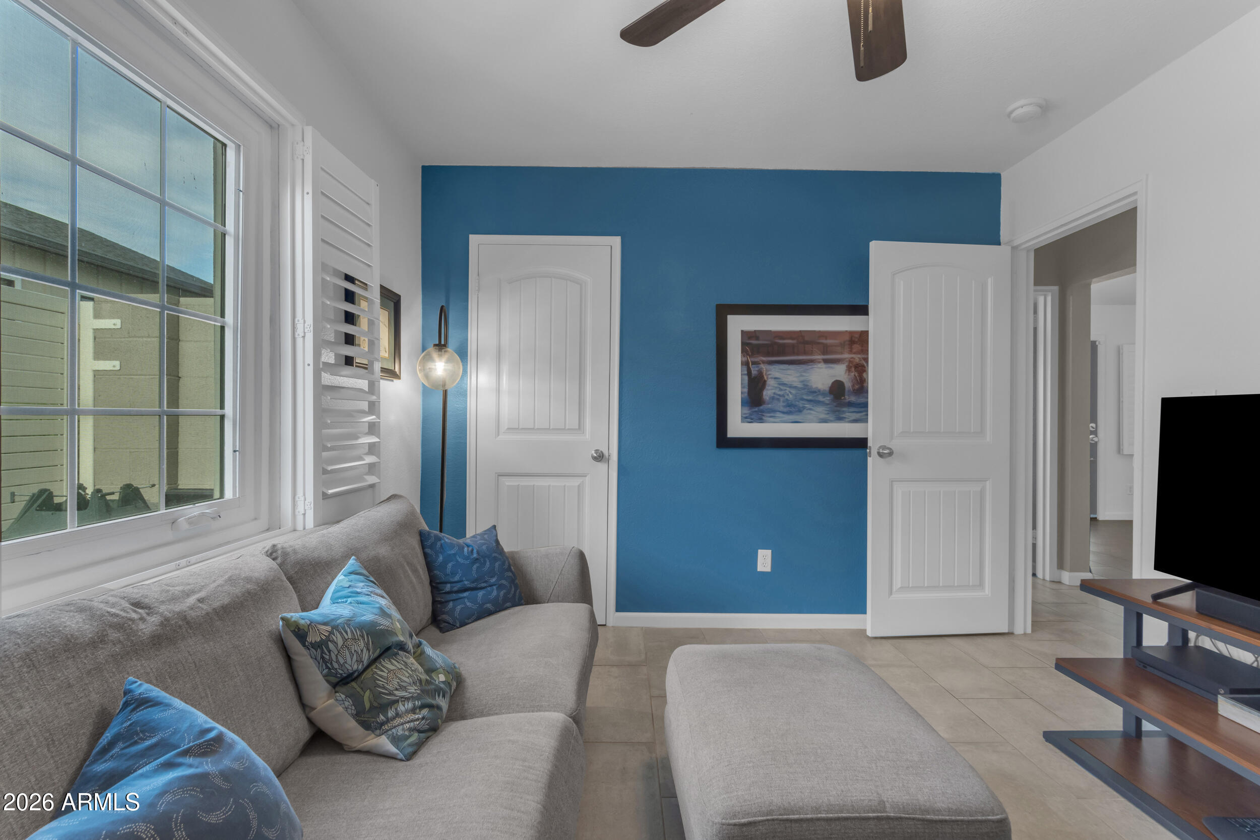 4126 N 44TH Place