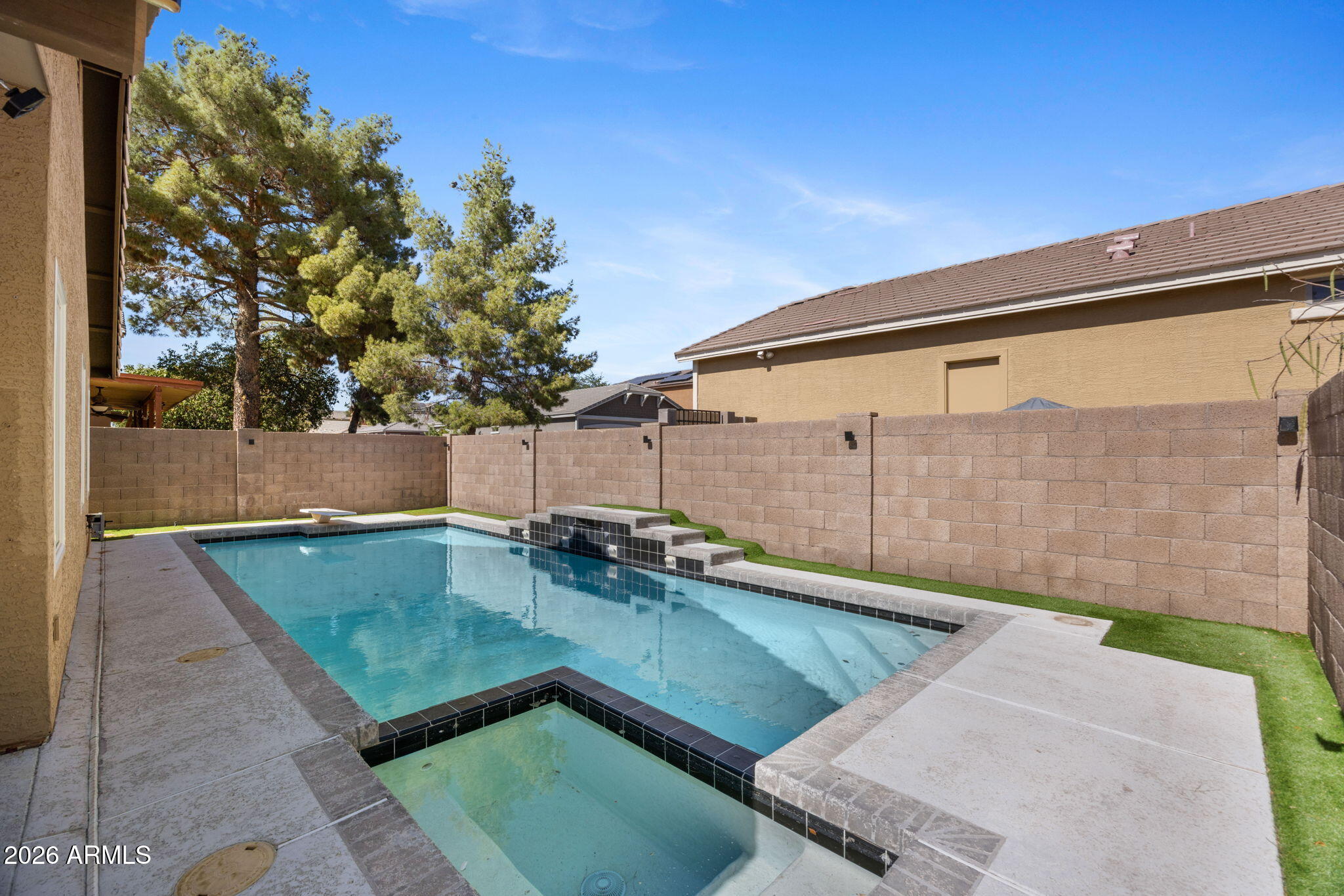 18809 N 43rd Place