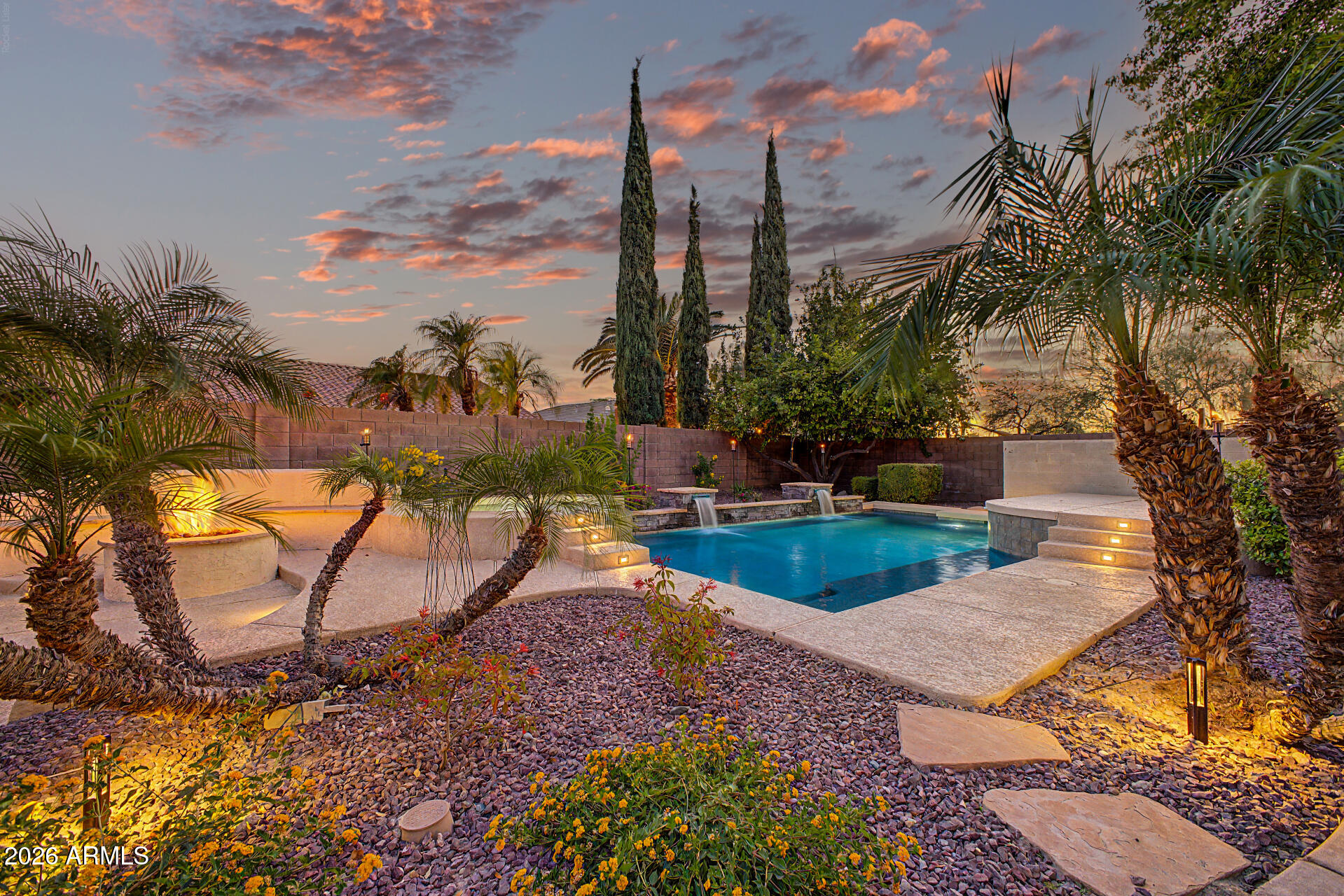 3311 W WALTER Way