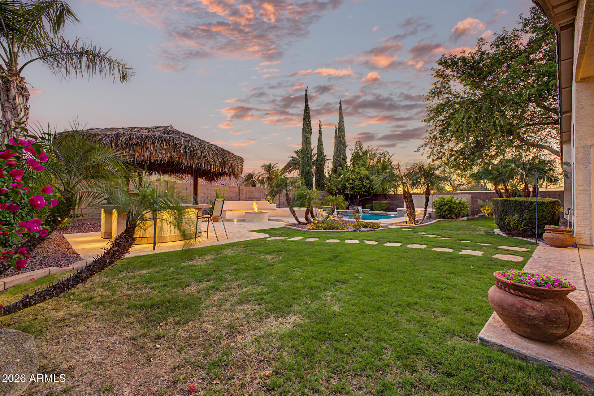 3311 W WALTER Way