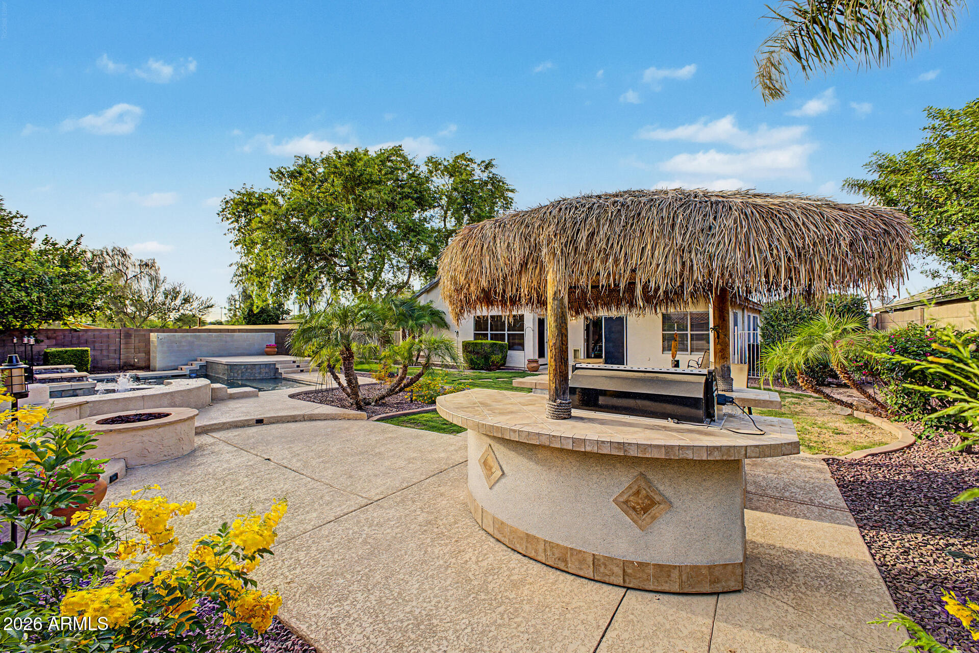 3311 W WALTER Way