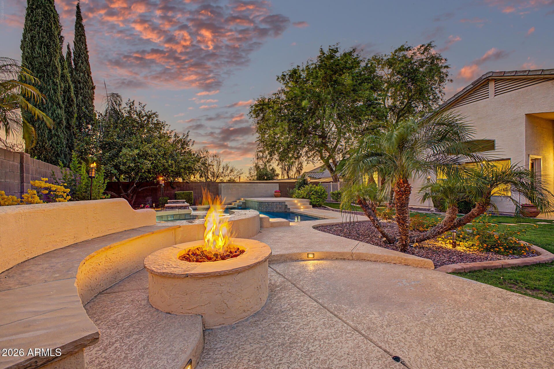 3311 W WALTER Way